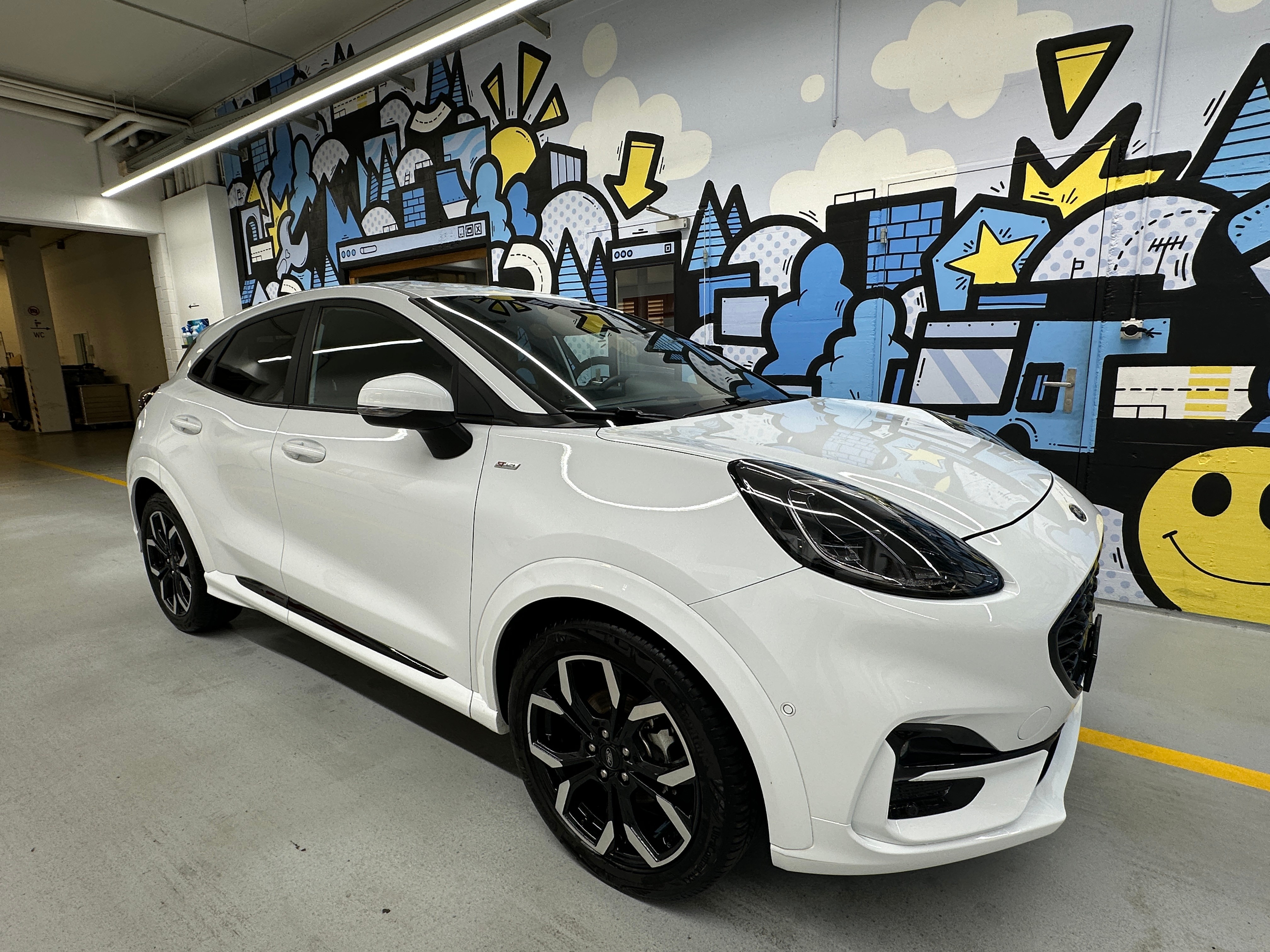 Car photo