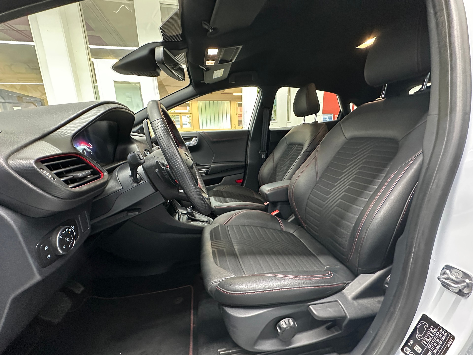 FORD Puma 1.0 MHEV ST-Line X Automat-image-7