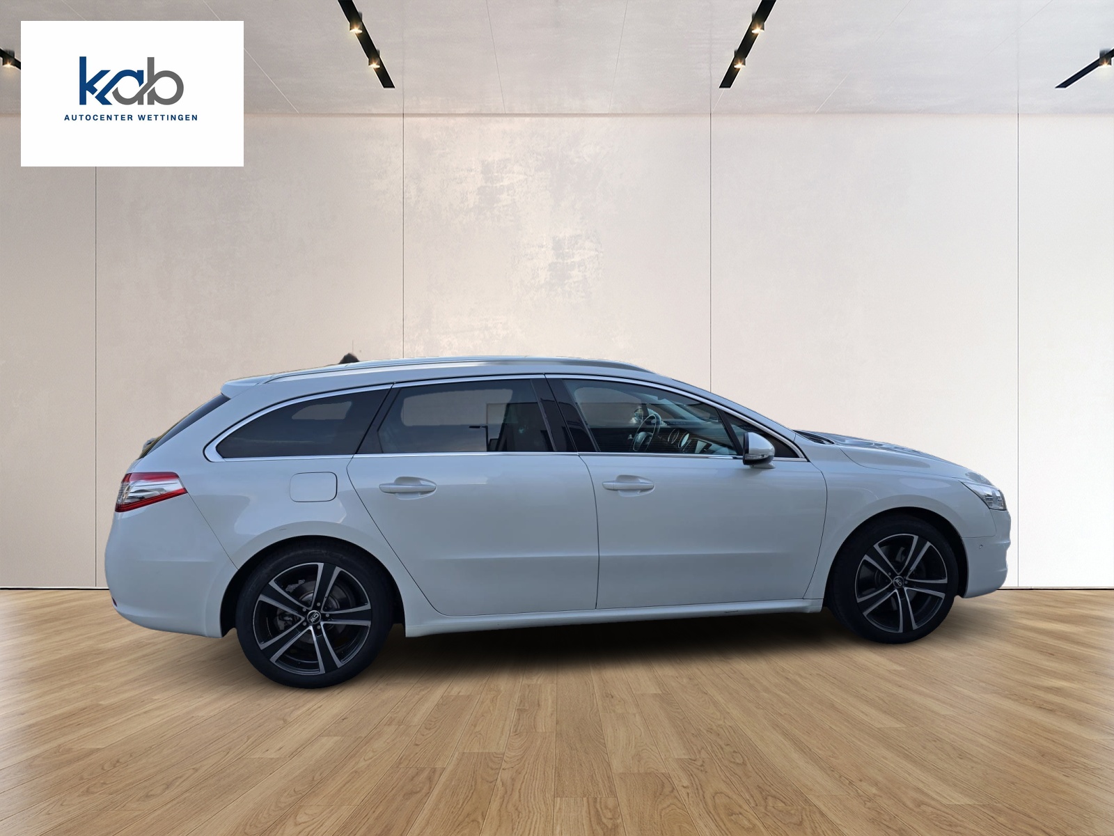 PEUGEOT 508 SW 2.2 HDI GT Automatic-image-7