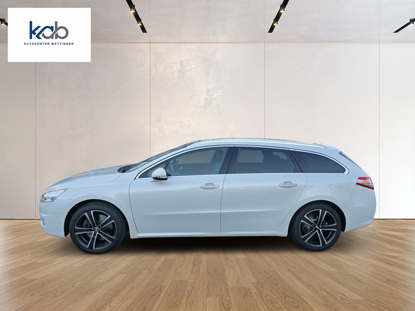 PEUGEOT 508 SW 2.2 HDI GT Automatic-image-6