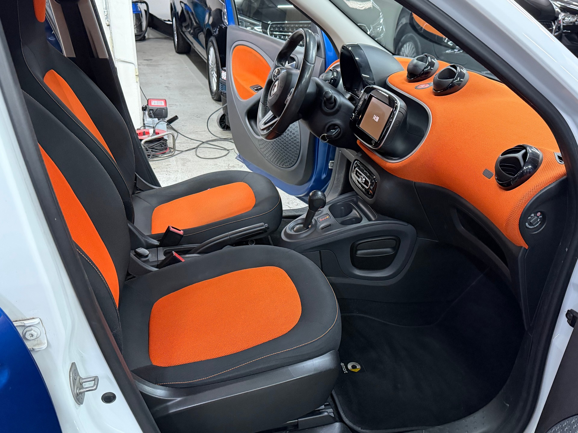 SMART forfour passion twinmatic-image-11