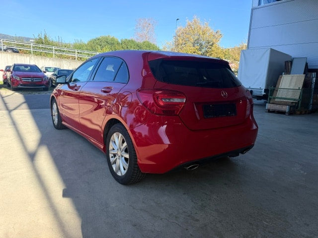 MERCEDES-BENZ A 180 CDI Style-image-2