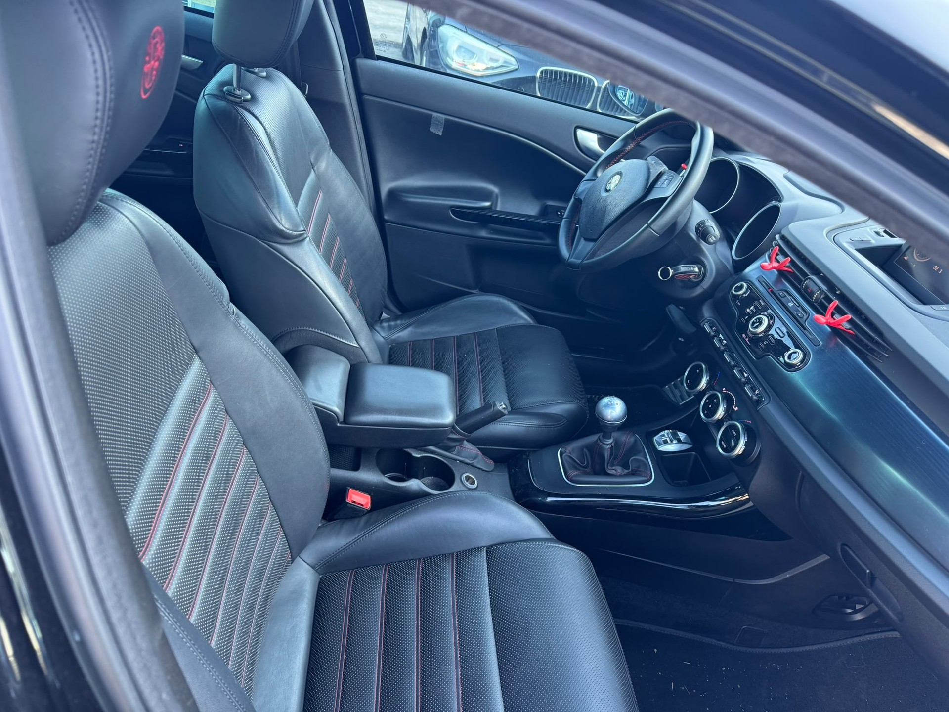 ALFA ROMEO Giulietta 1750 TBi Quadrifoglio Verde-image-4