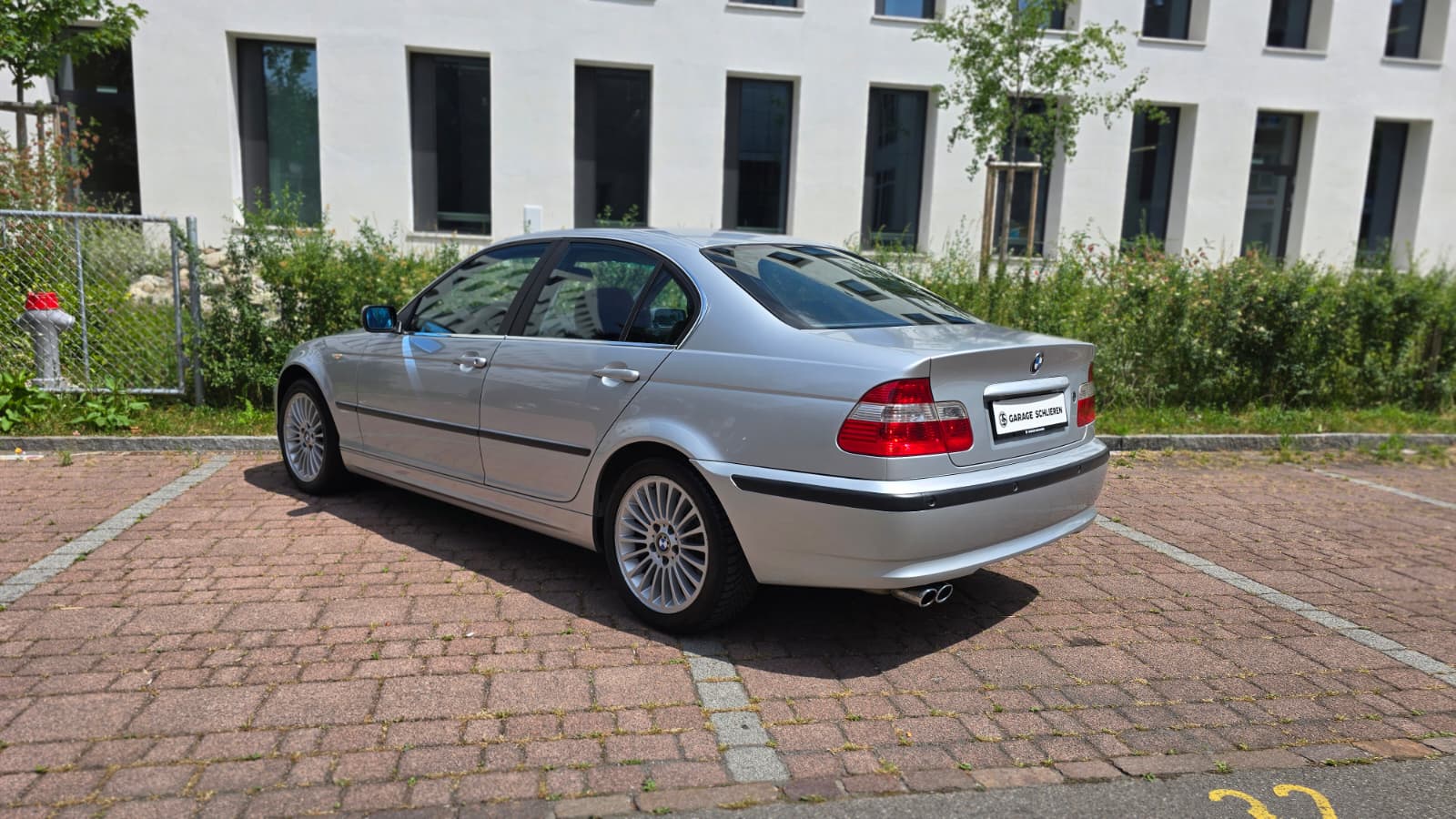 BMW 330xi Facelift| Frisch ab MFK und Service| Elk Leder Sitz| XENON| Tempomat| PDC Sens| Regen Sens-image-6