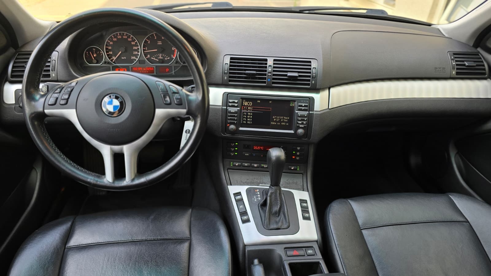 BMW 330xi Facelift| Frisch ab MFK und Service| Elk Leder Sitz| XENON| Tempomat| PDC Sens| Regen Sens-image-13