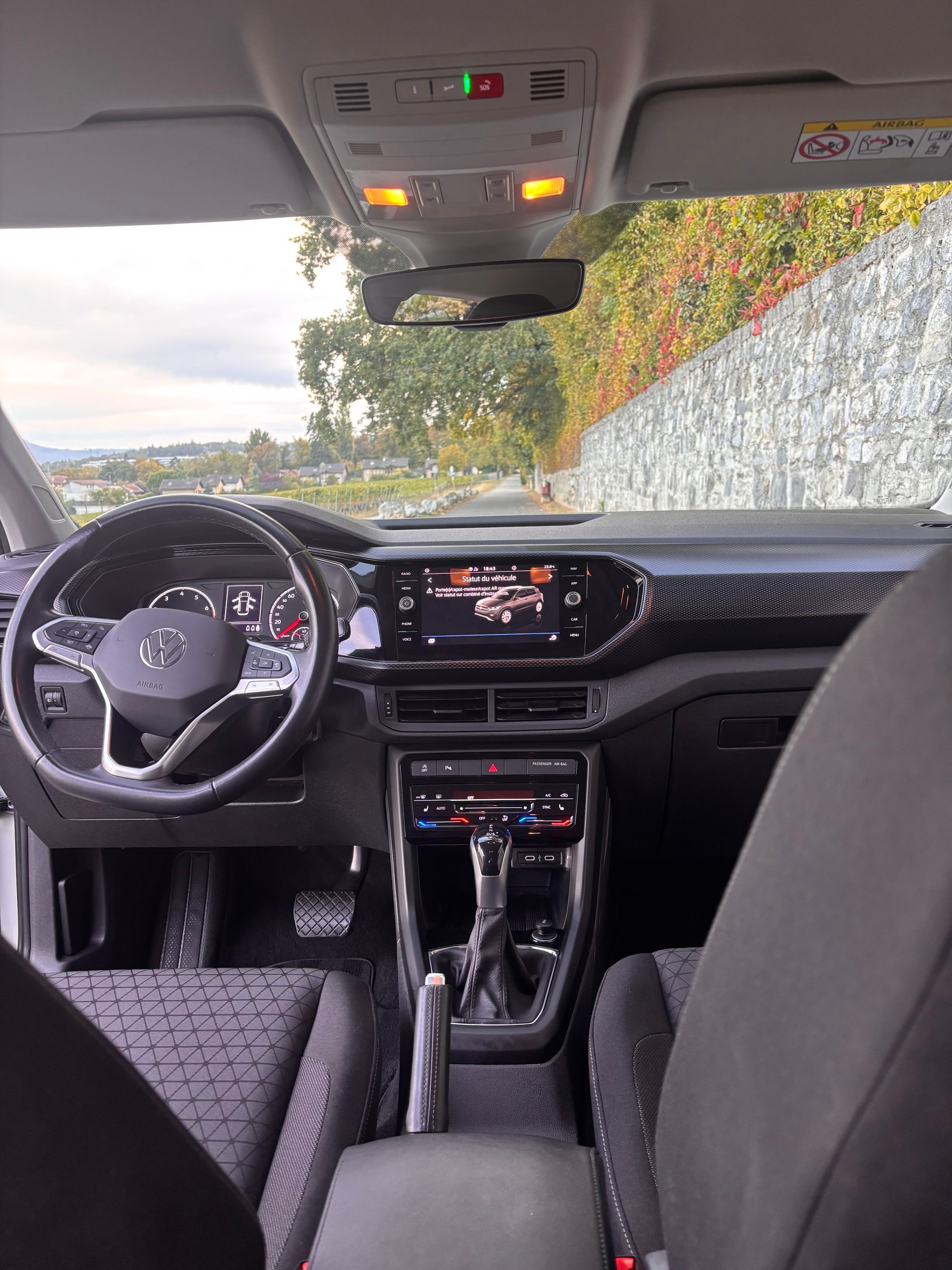 VW T-Cross 1.0 TSI Life DSG-image-6