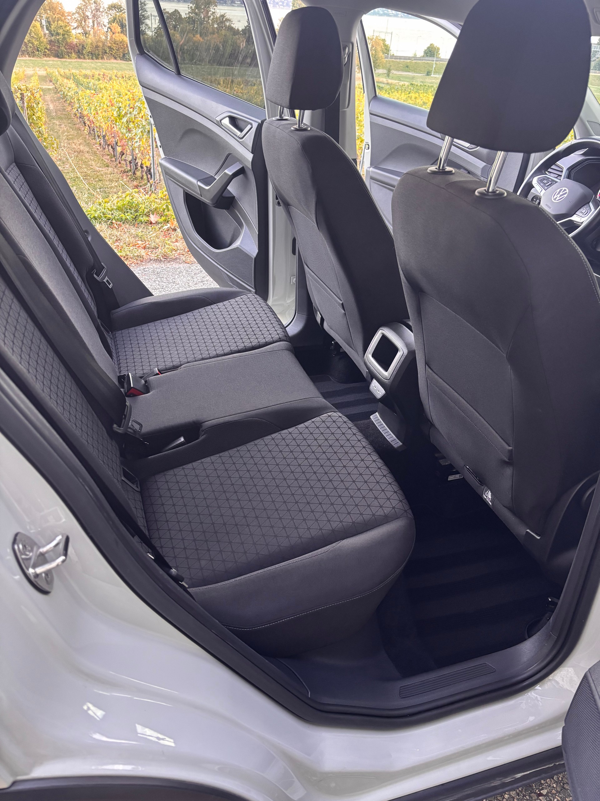 VW T-Cross 1.0 TSI Life DSG-image-5