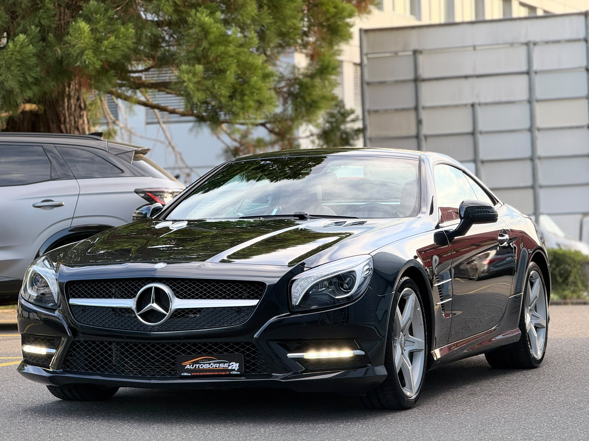 Car photo