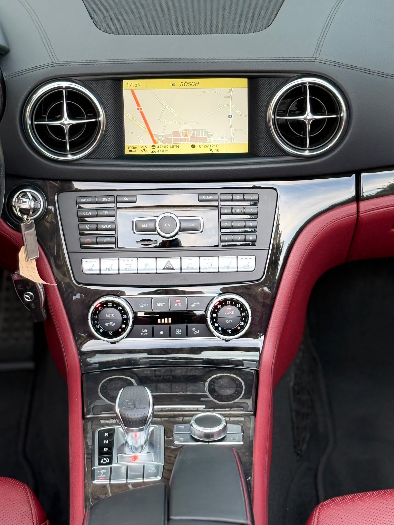 MERCEDES-BENZ SL 500 V8 Cabriolet-image-22