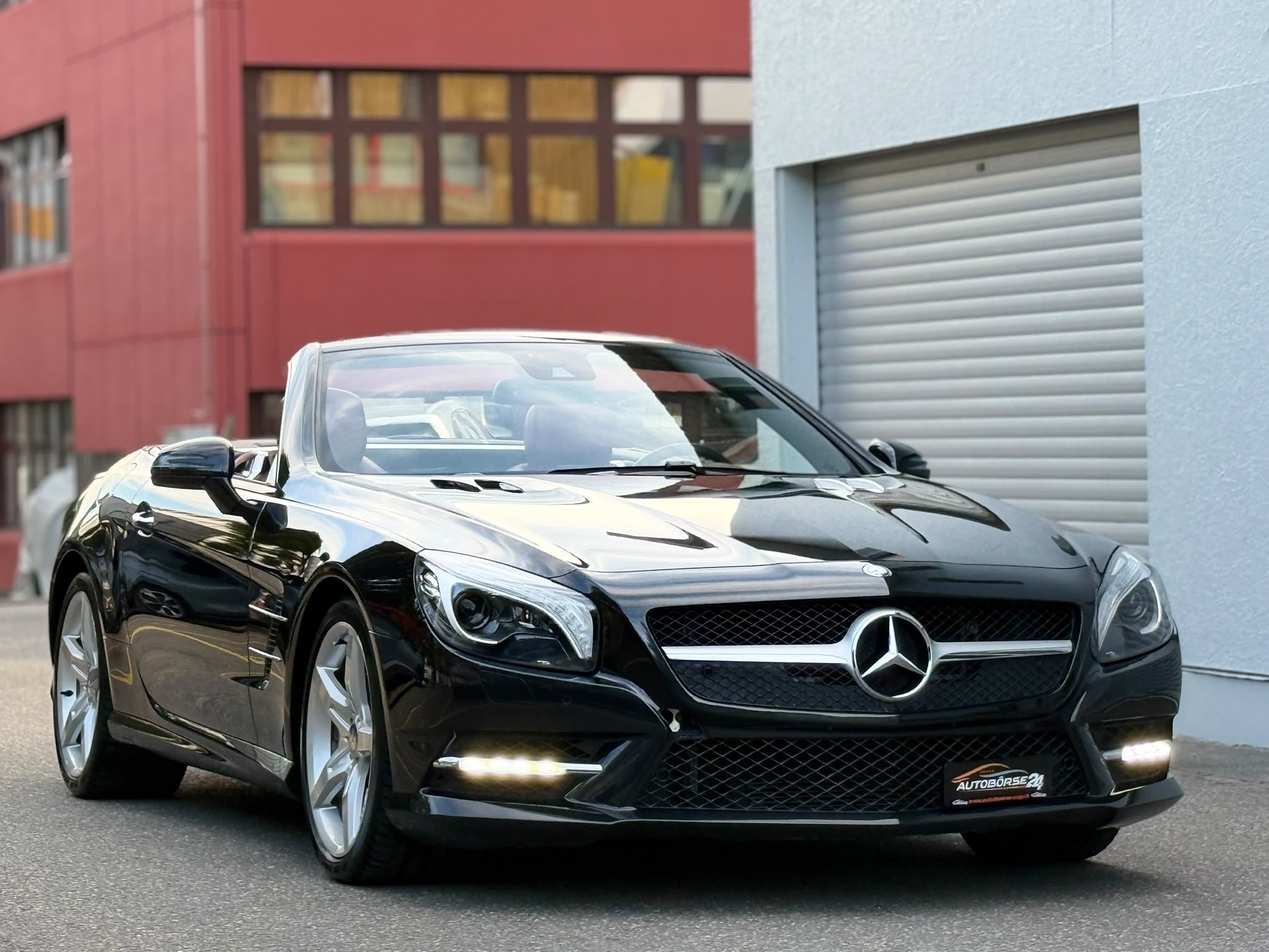 MERCEDES-BENZ SL 500 V8 Cabriolet-image-6