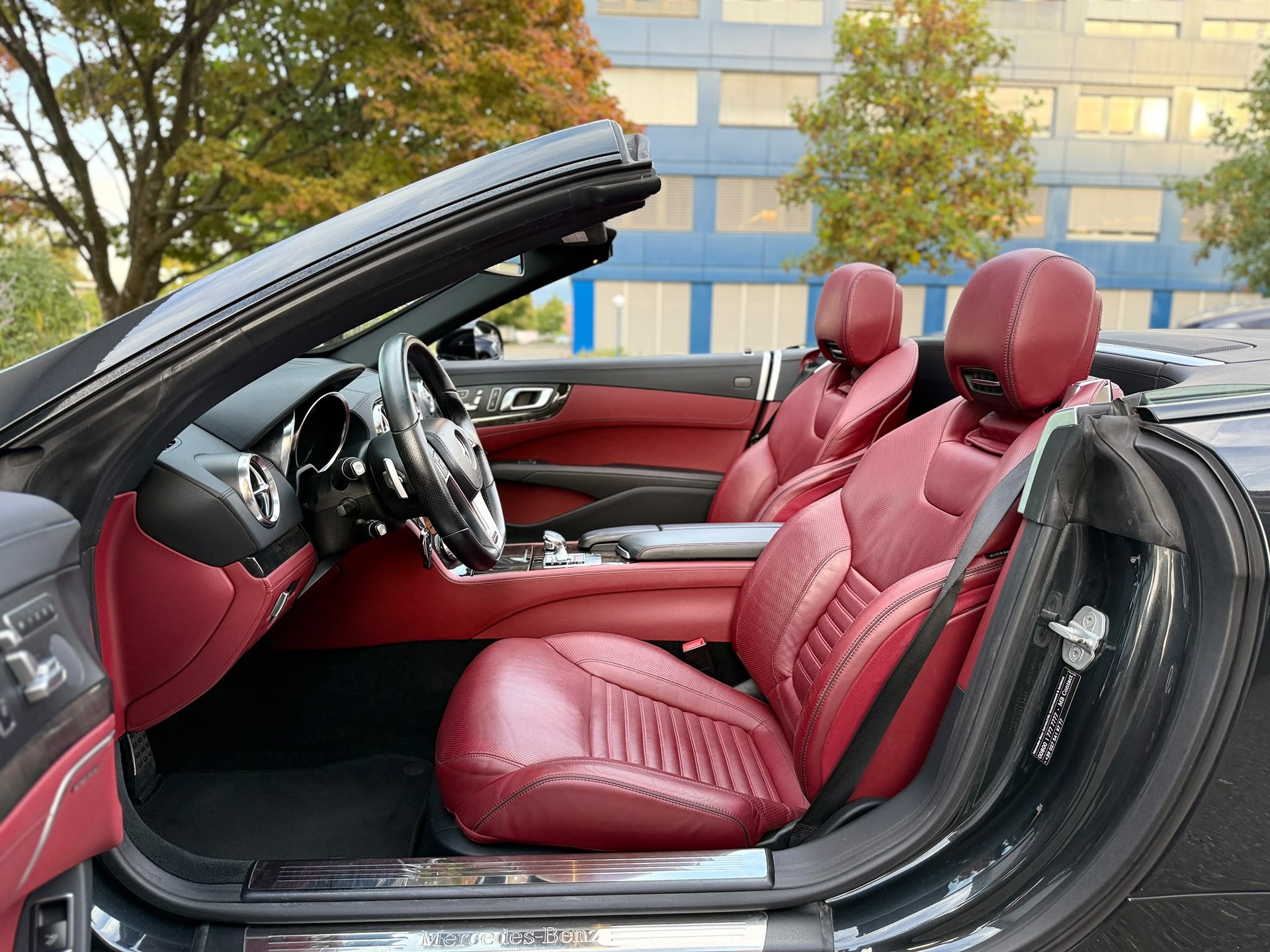 MERCEDES-BENZ SL 500 V8 Cabriolet-image-17