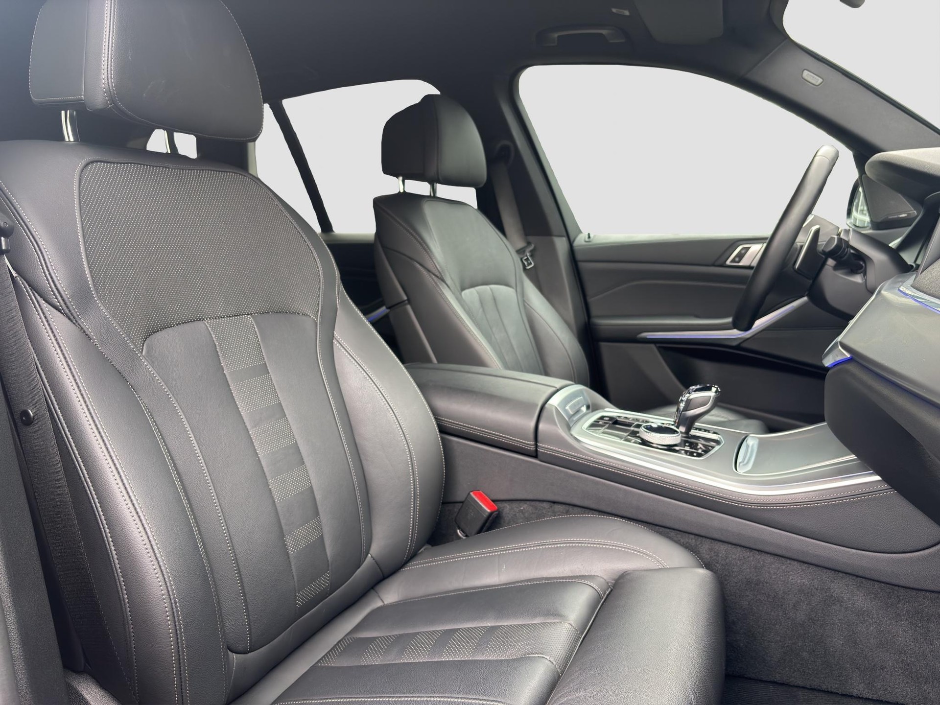 BMW X5 xDrive M50d Steptronic-image-14