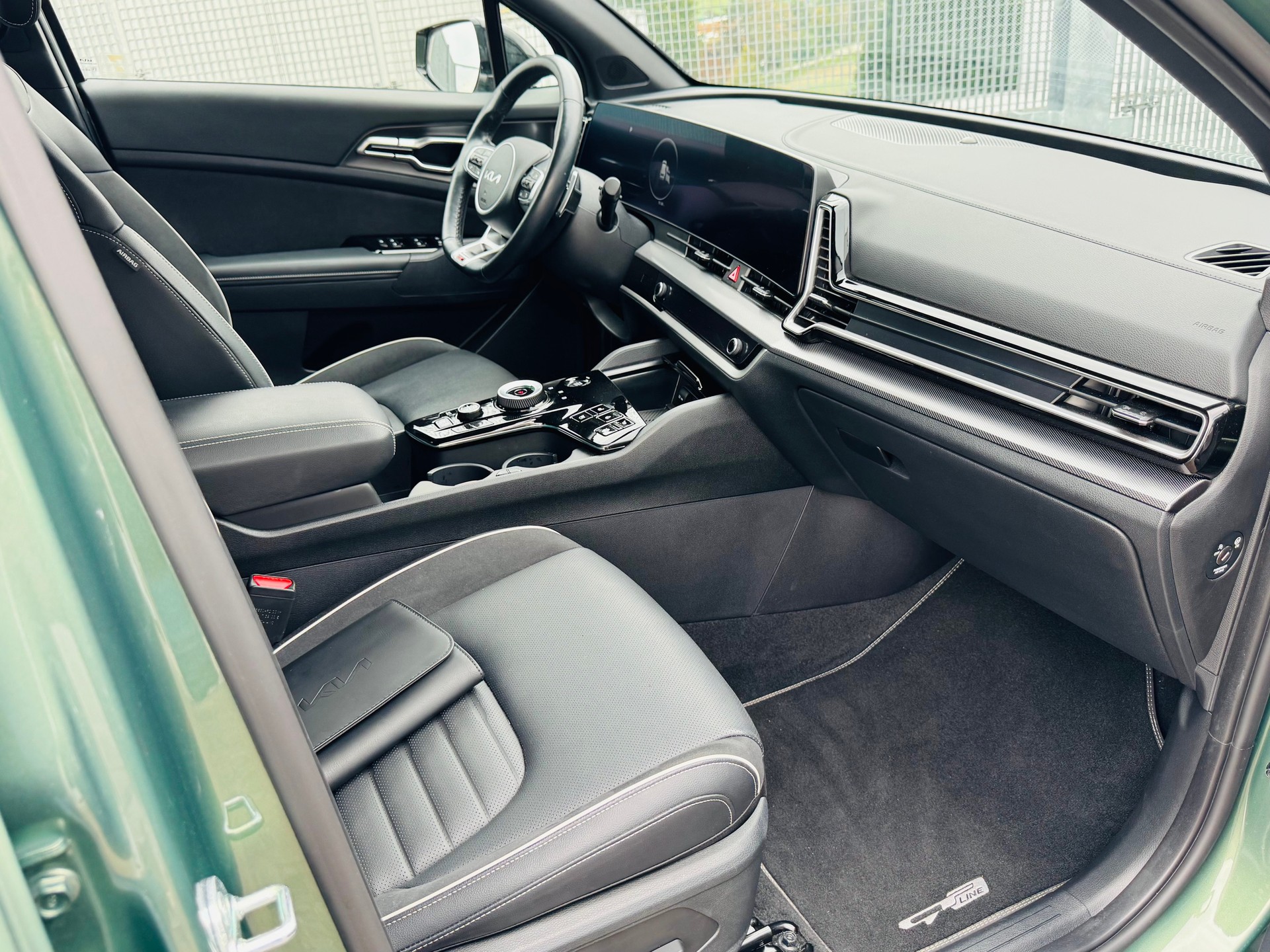 KIA Sportage 1.6T-GDi PHEV GT-Line 4x4 A-image-6