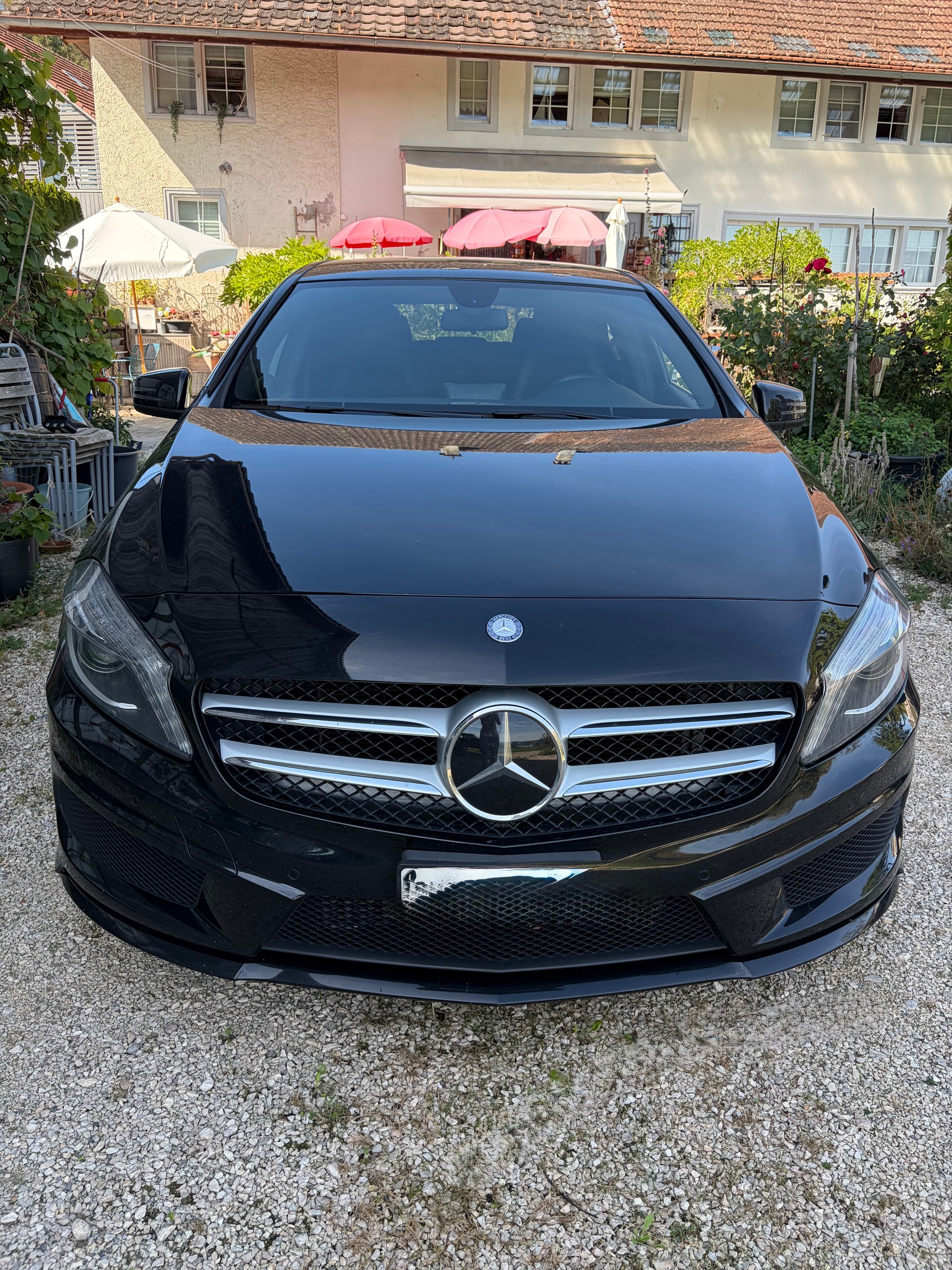 MERCEDES-BENZ A 250 AMG Line-image-0