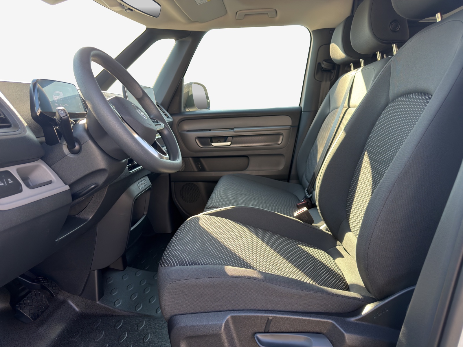 VW ID. Buzz Cargo Pro 4Motion 79/84kWh 2988mm-image-7