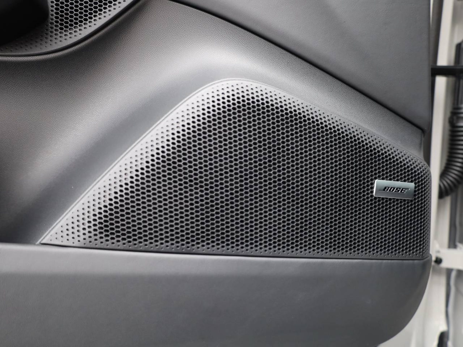 PORSCHE Macan 4-image-19