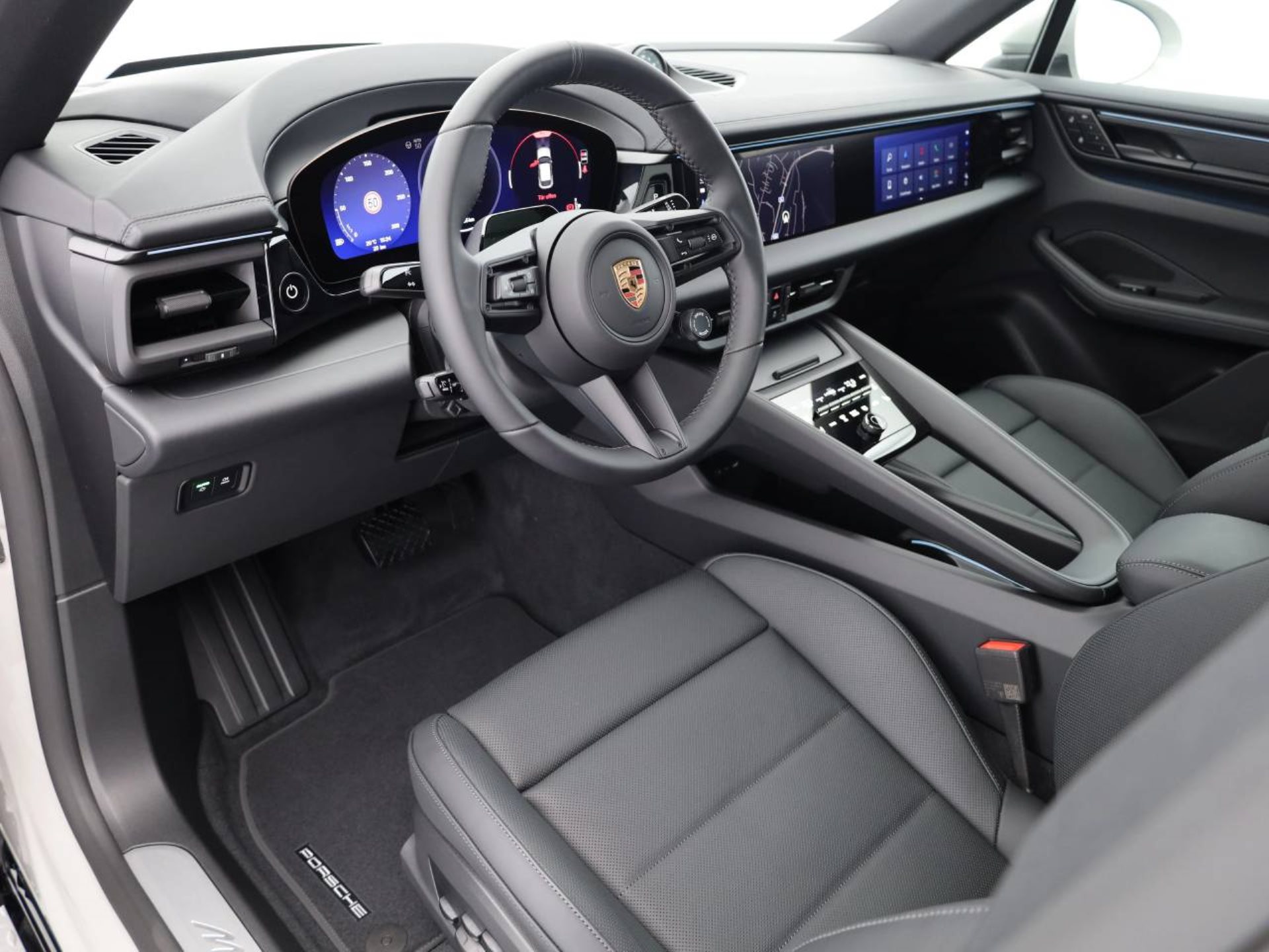 PORSCHE Macan 4-image-3