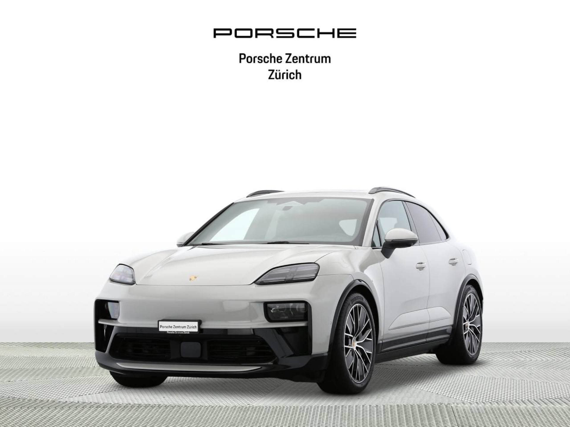 PORSCHE Macan 4-image-0