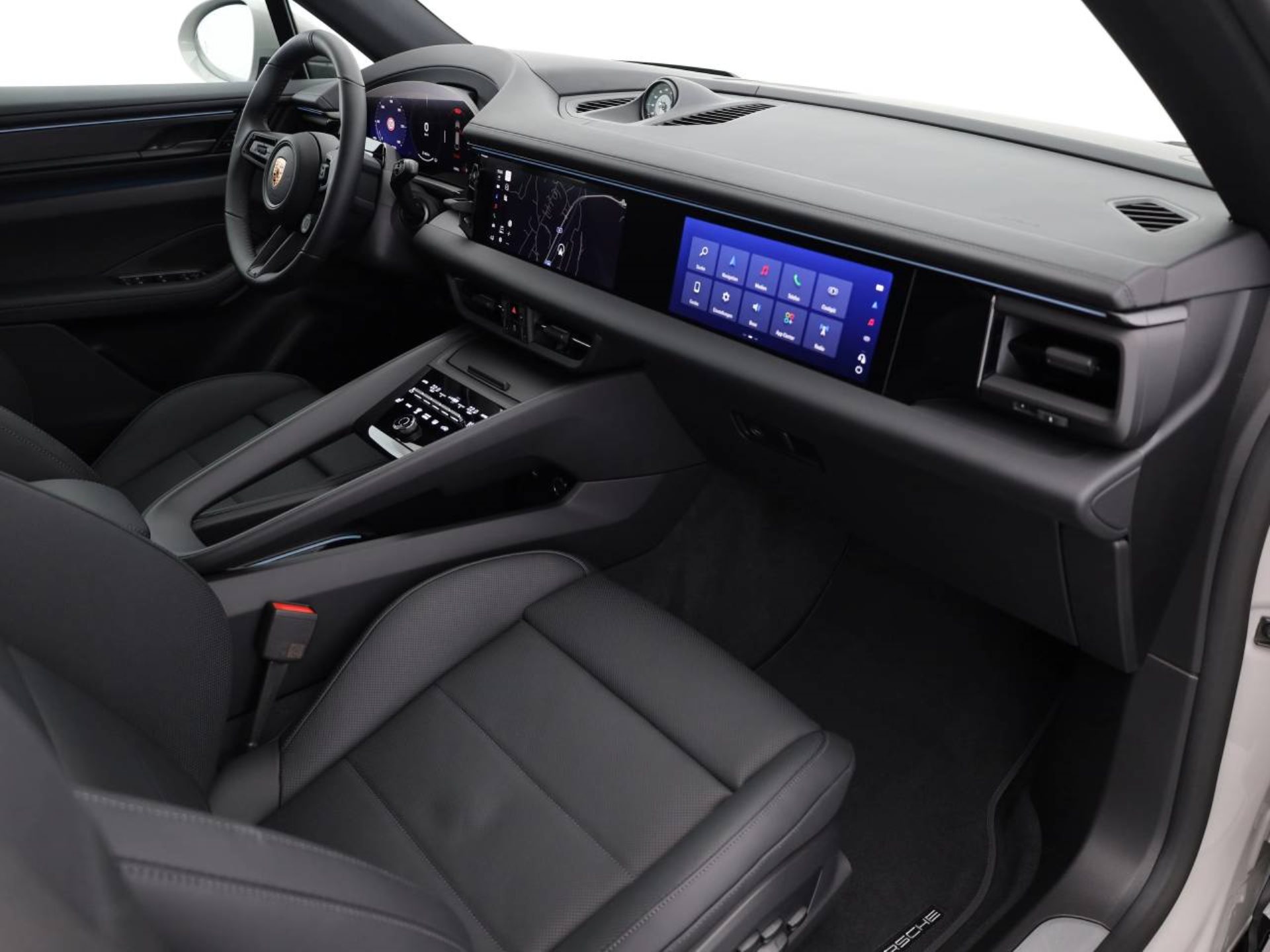 PORSCHE Macan 4-image-11