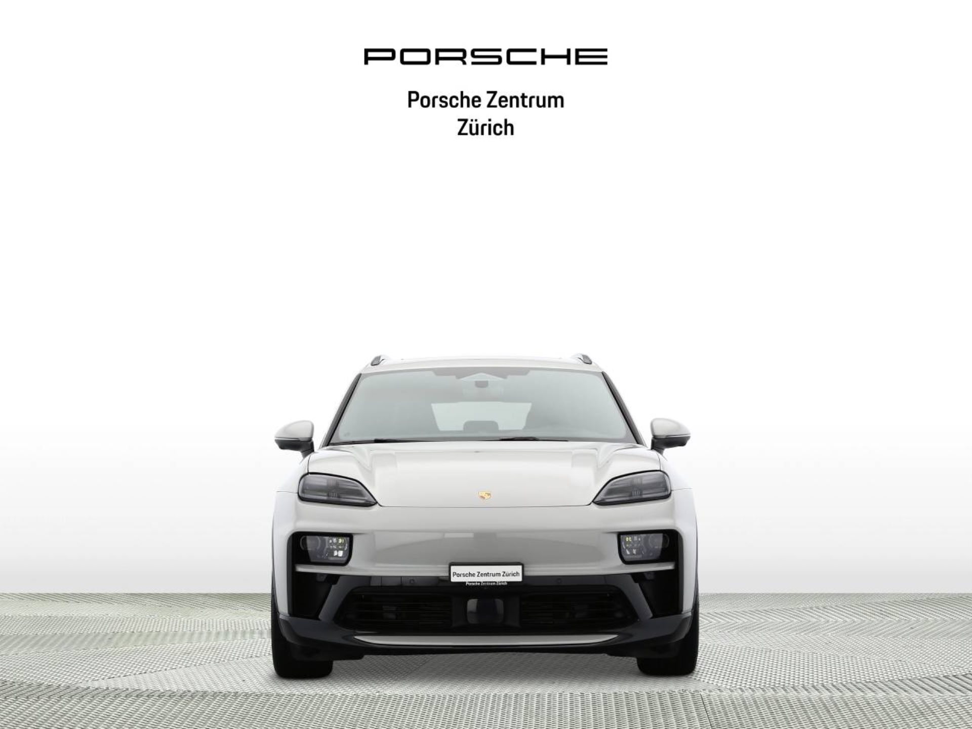 PORSCHE Macan 4-image-5
