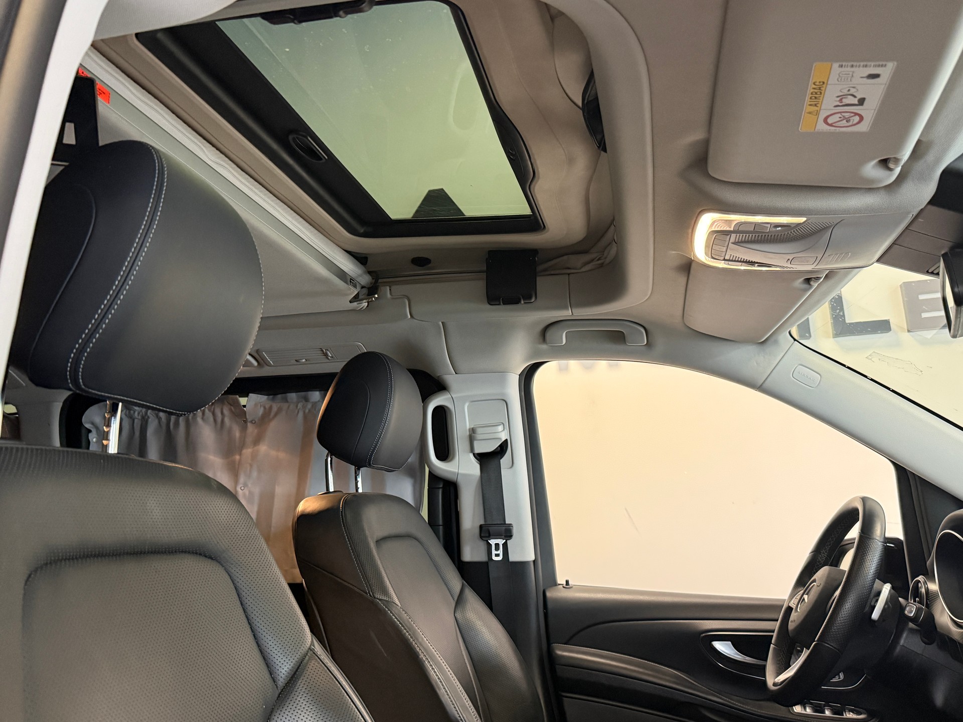 MERCEDES-BENZ Marco Polo Horizon 300 d 4M Automat, AMG Line-image-21