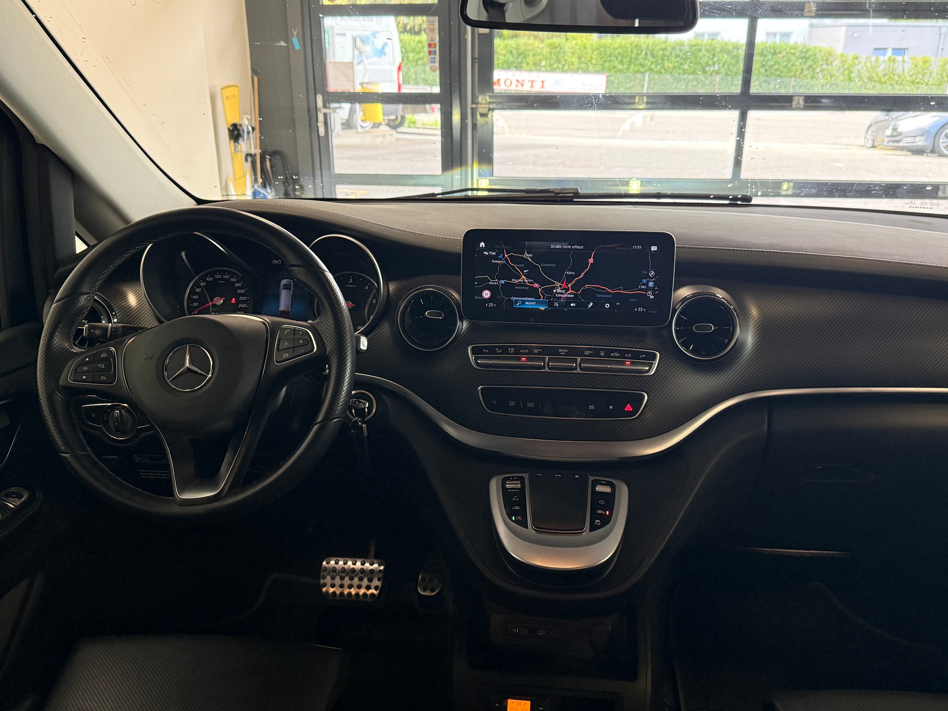 MERCEDES-BENZ Marco Polo Horizon 300 d 4M Automat, AMG Line-image-9