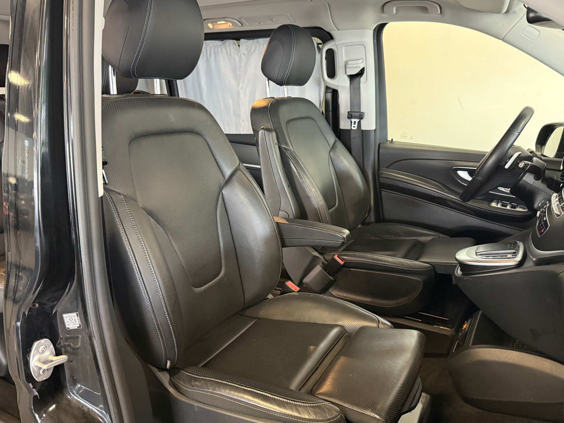 MERCEDES-BENZ Marco Polo Horizon 300 d 4M Automat, AMG Line-image-10