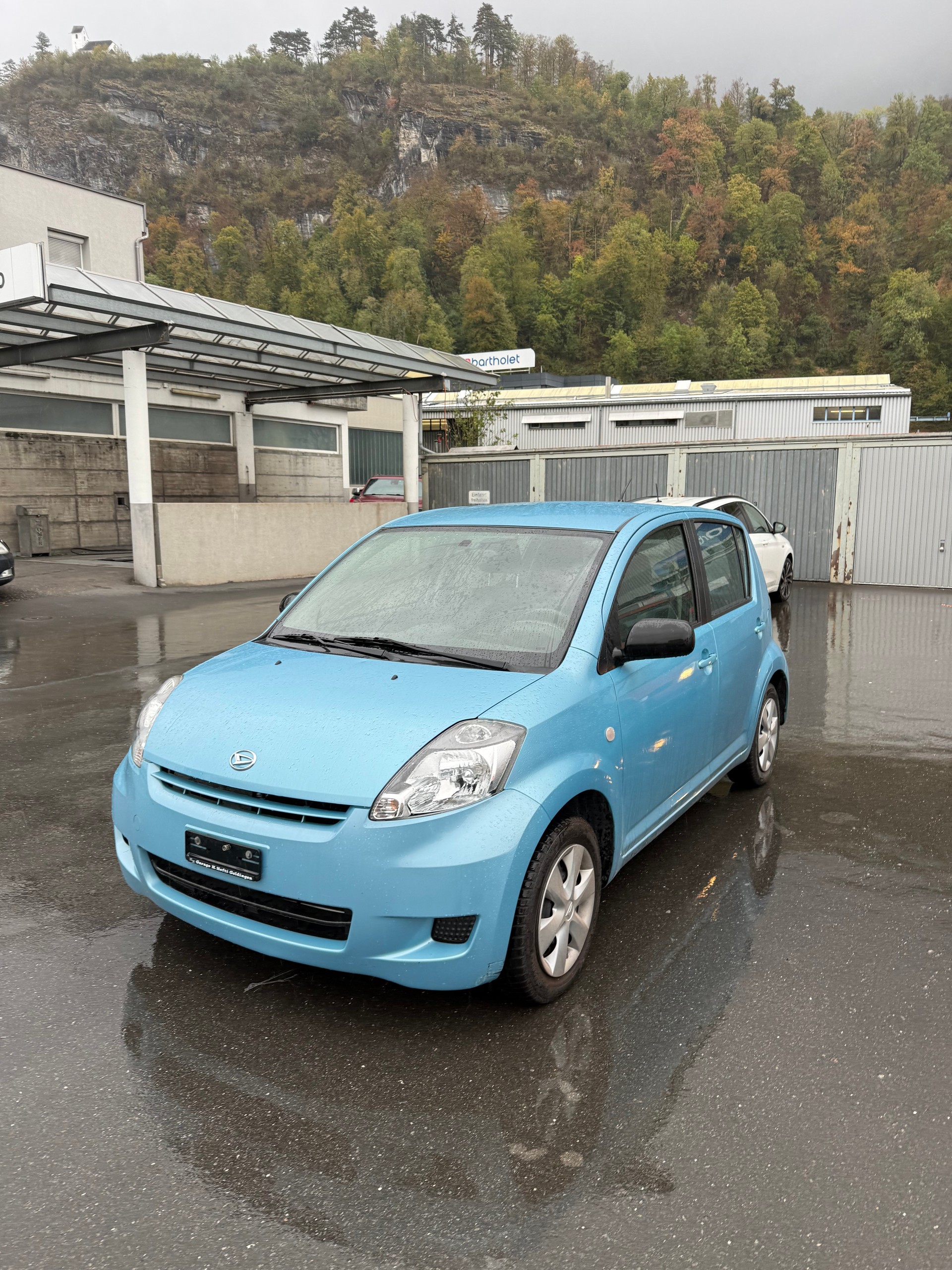 DAIHATSU Sirion 1.3 eco-4WD 4seasons Automatic-image-0