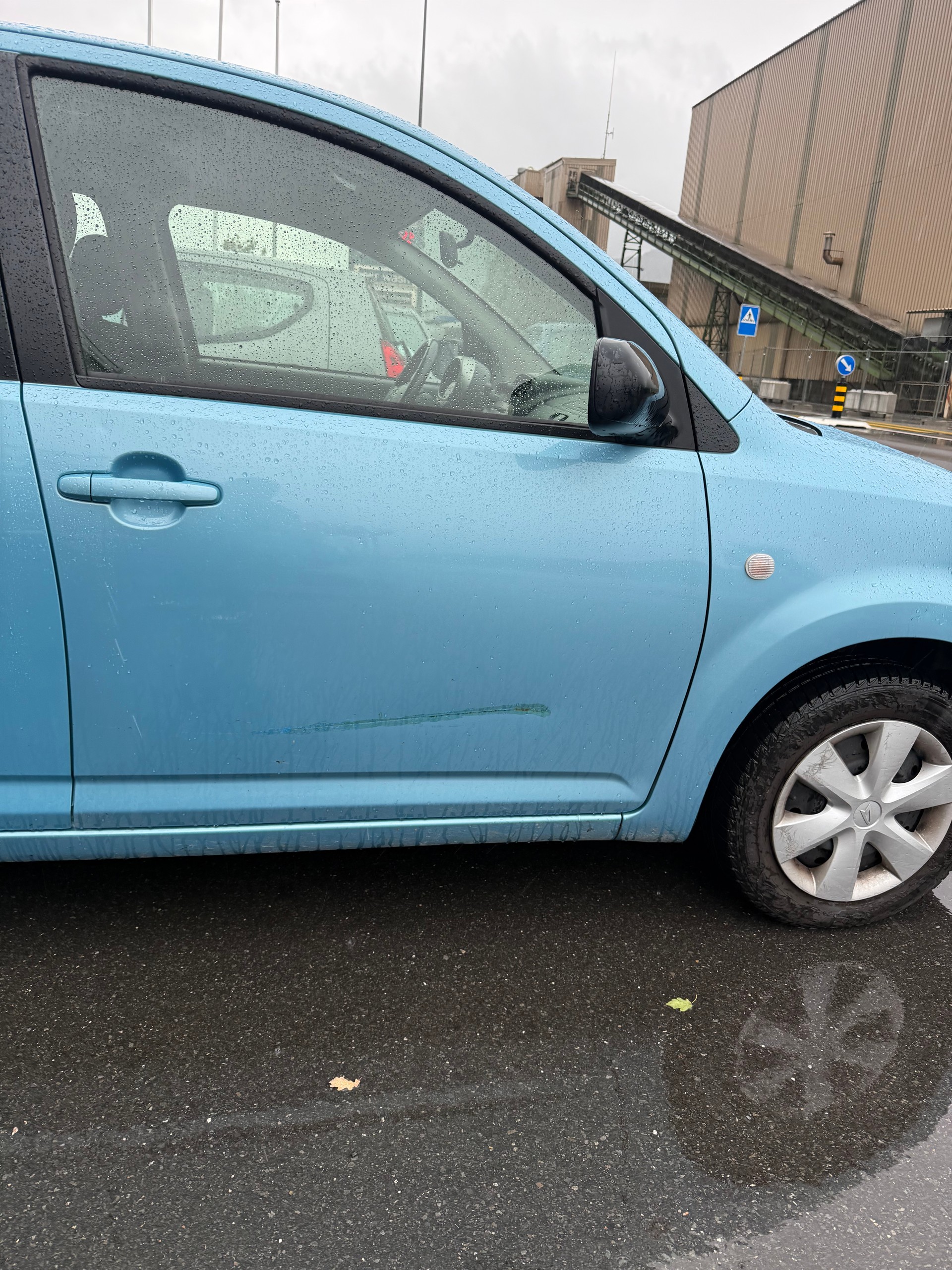 DAIHATSU Sirion 1.3 eco-4WD 4seasons Automatic-image-4
