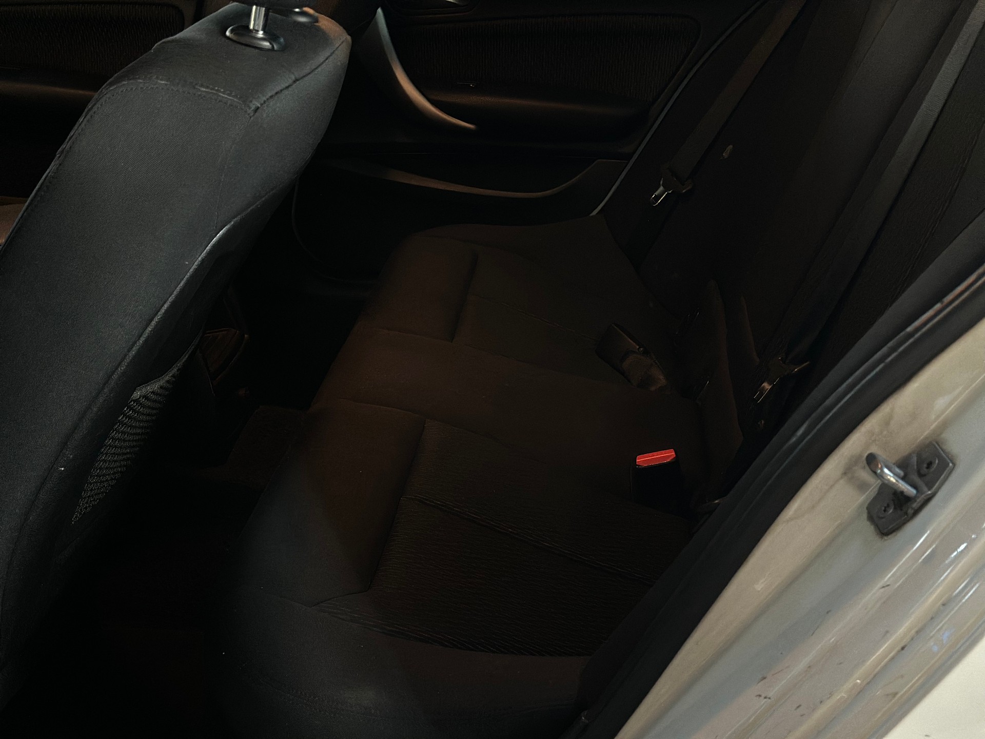 BMW 116d Efficient-Dynamics Edition-image-9