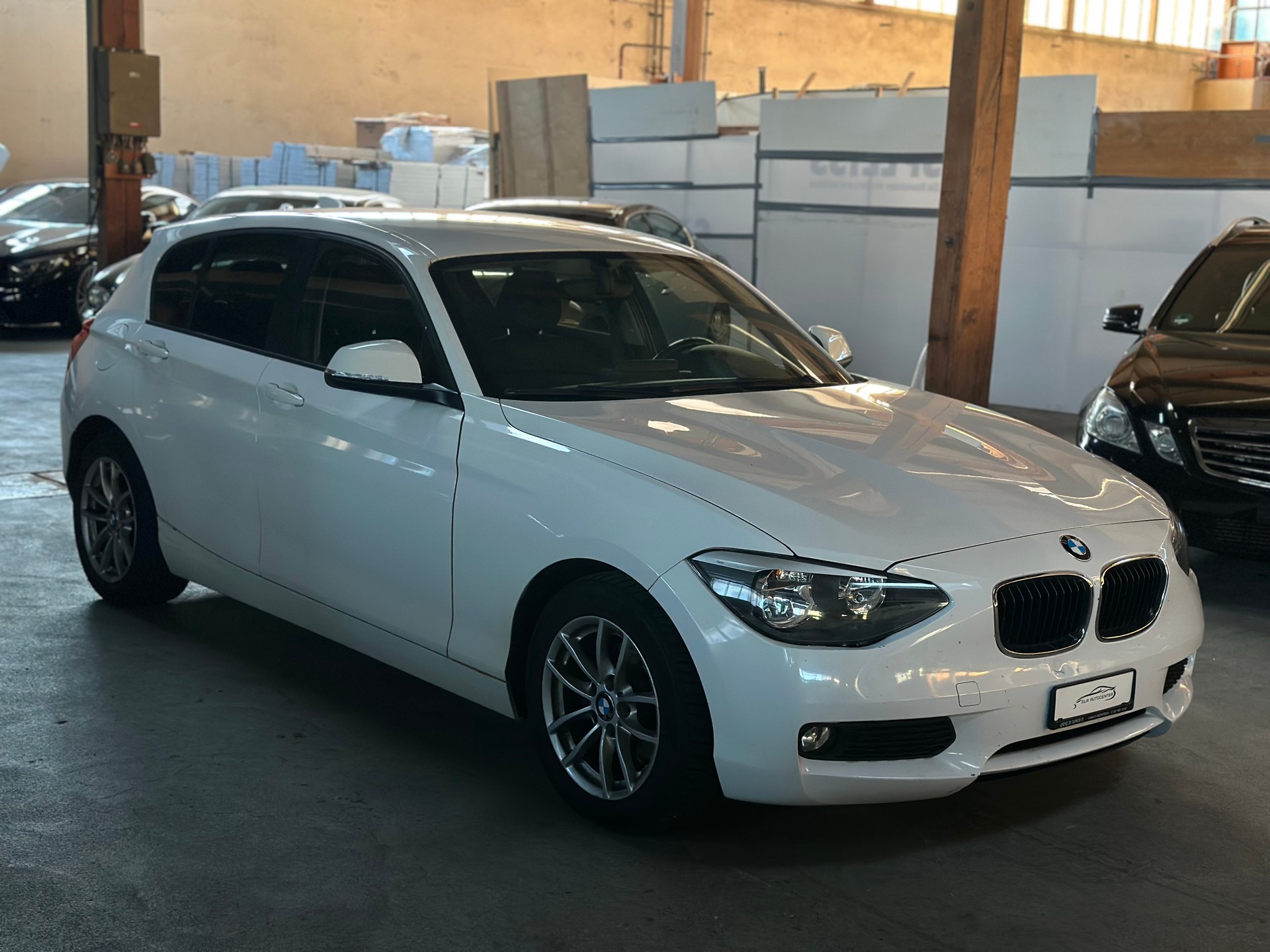 BMW 116d Efficient-Dynamics Edition-image-2