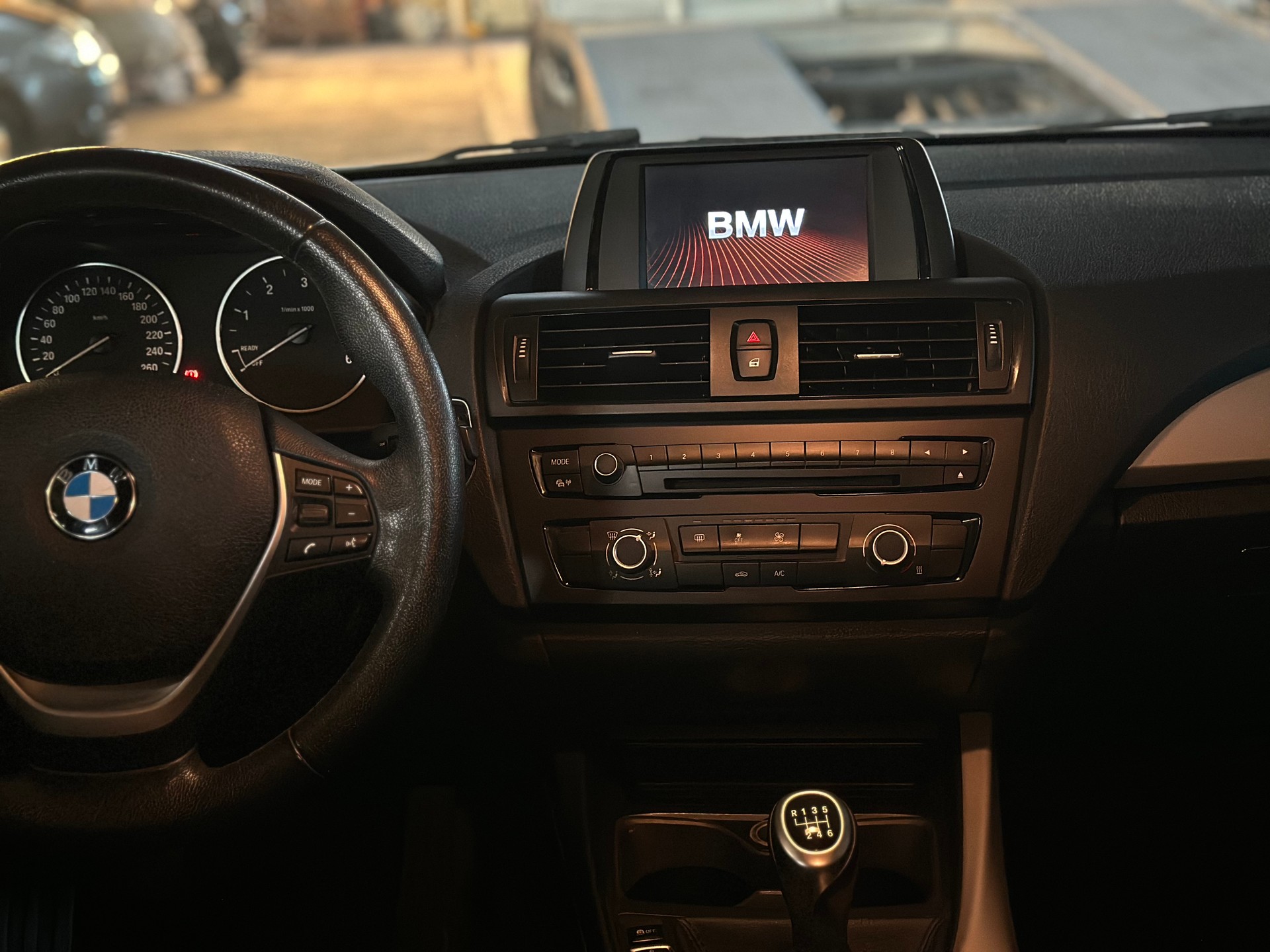 BMW 116d Efficient-Dynamics Edition-image-7