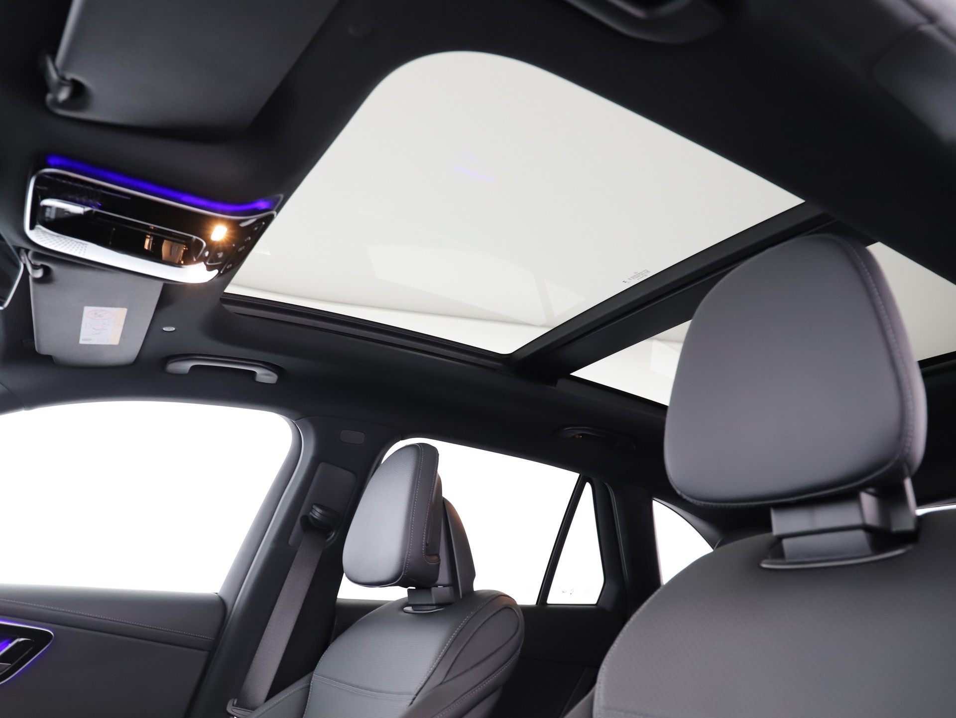MERCEDES-BENZ GLC 300 e 4M 9G-Tronic-image-13
