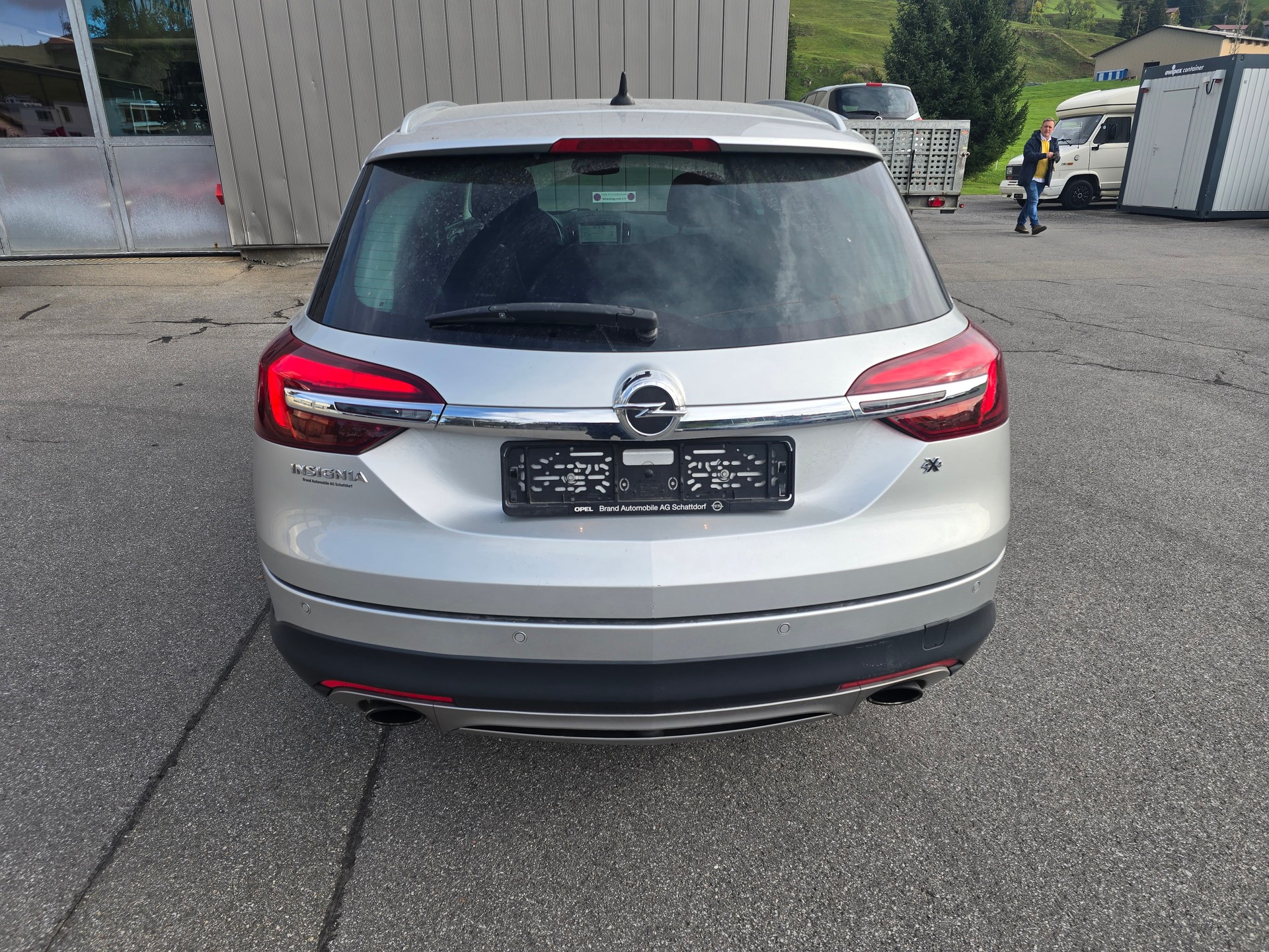 OPEL Insignia Country Tourer 2.0 Turbo 4WD Automatic-image-4
