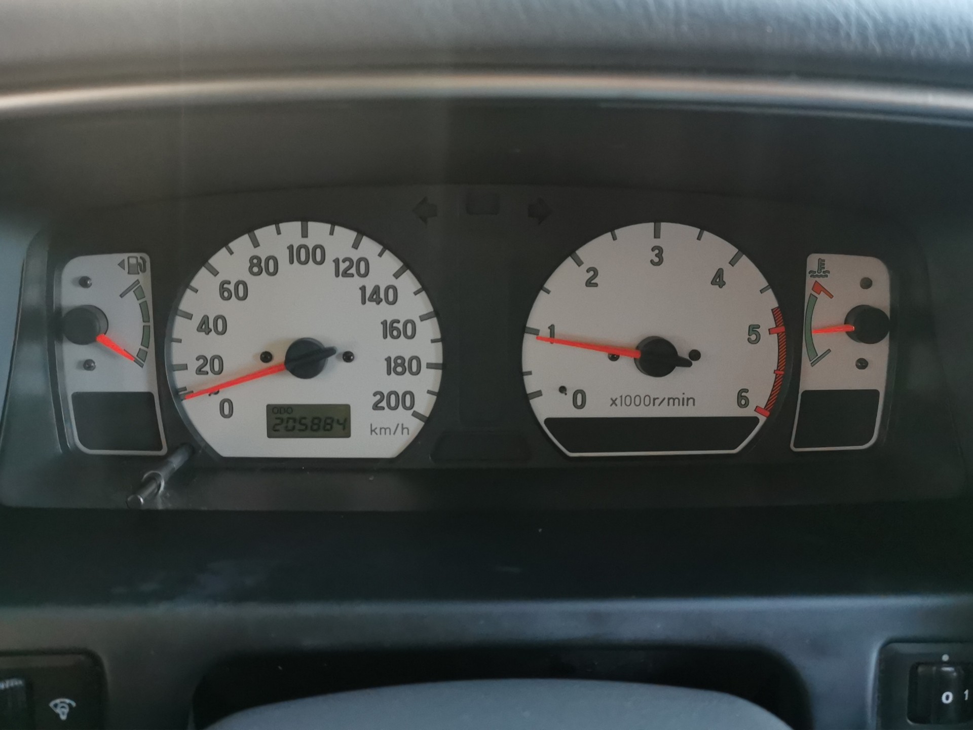 MITSUBISHI Pajero Sport TD-image-21