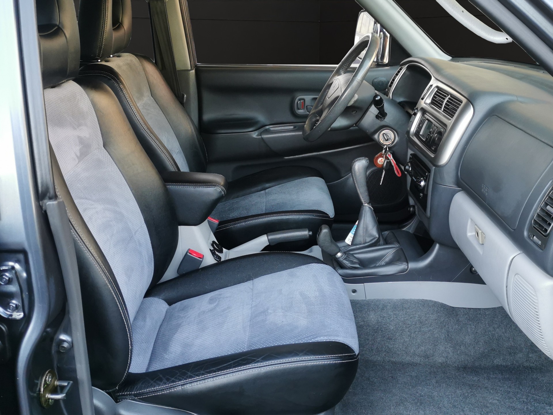 MITSUBISHI Pajero Sport TD-image-18