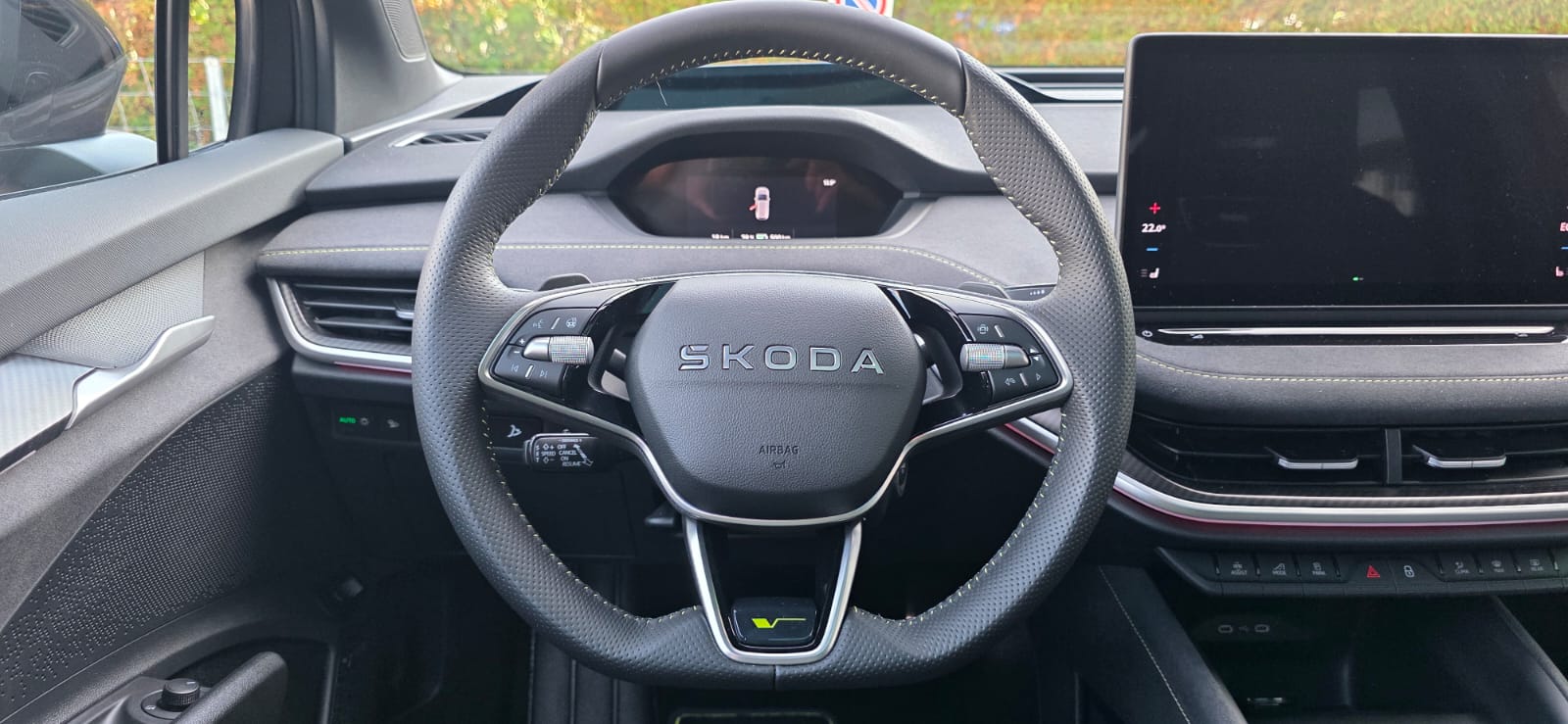SKODA Enyaq 4x4 RS-image-12