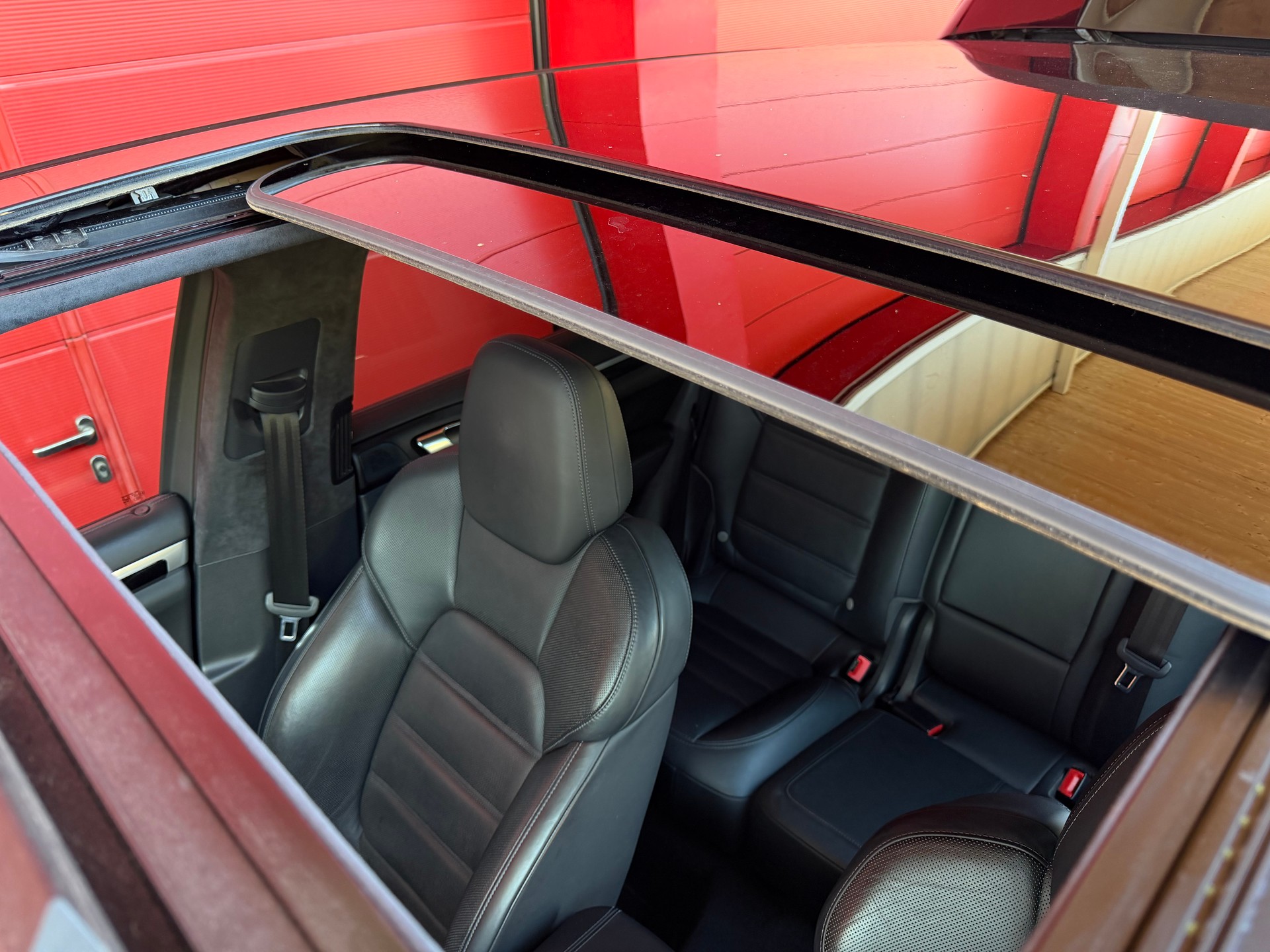 PORSCHE Cayenne Turbo *Porsche Approved* *CH-Fahrzeug*-image-6