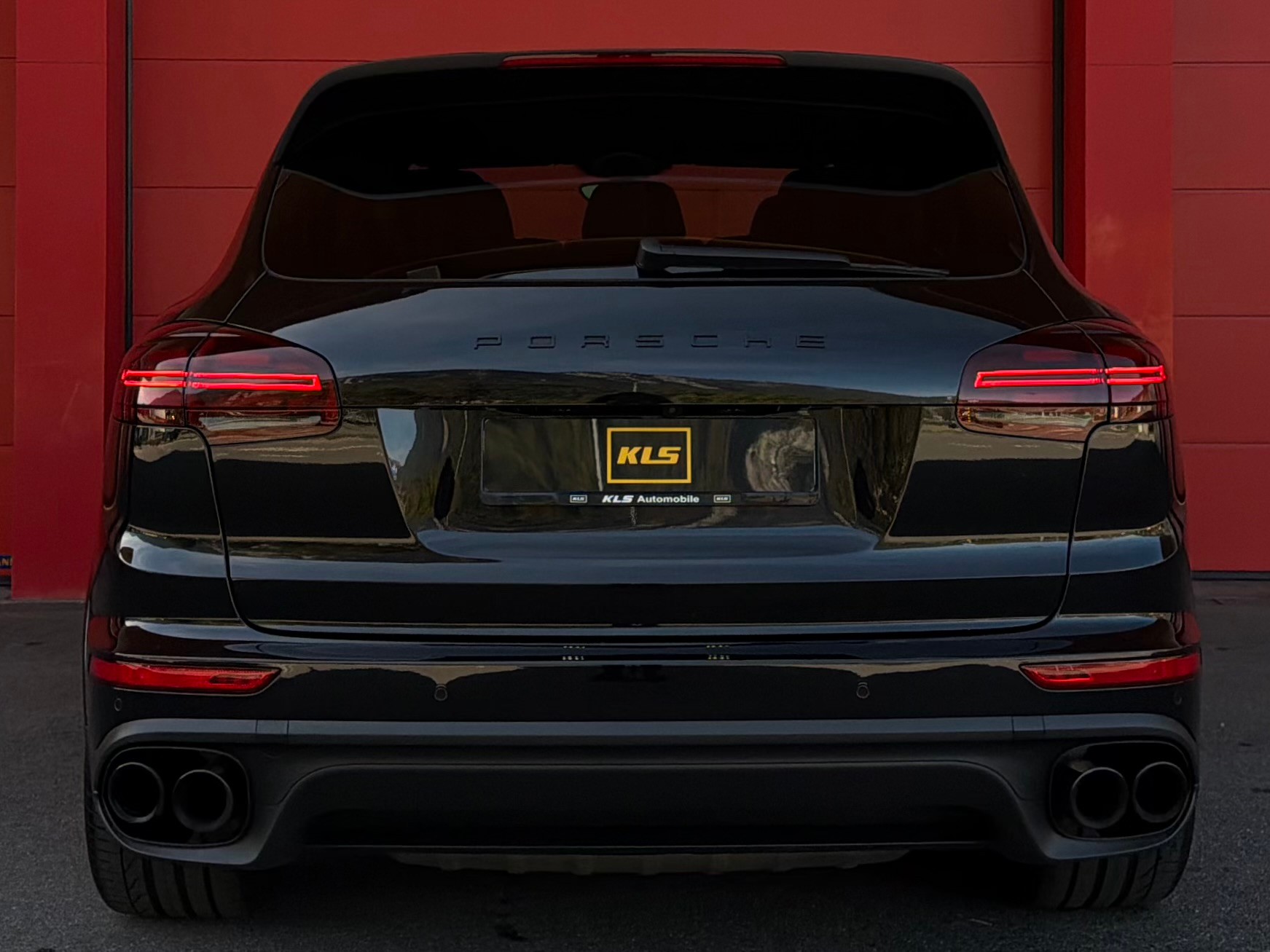 PORSCHE Cayenne Turbo *Porsche Approved* *CH-Fahrzeug*-image-4
