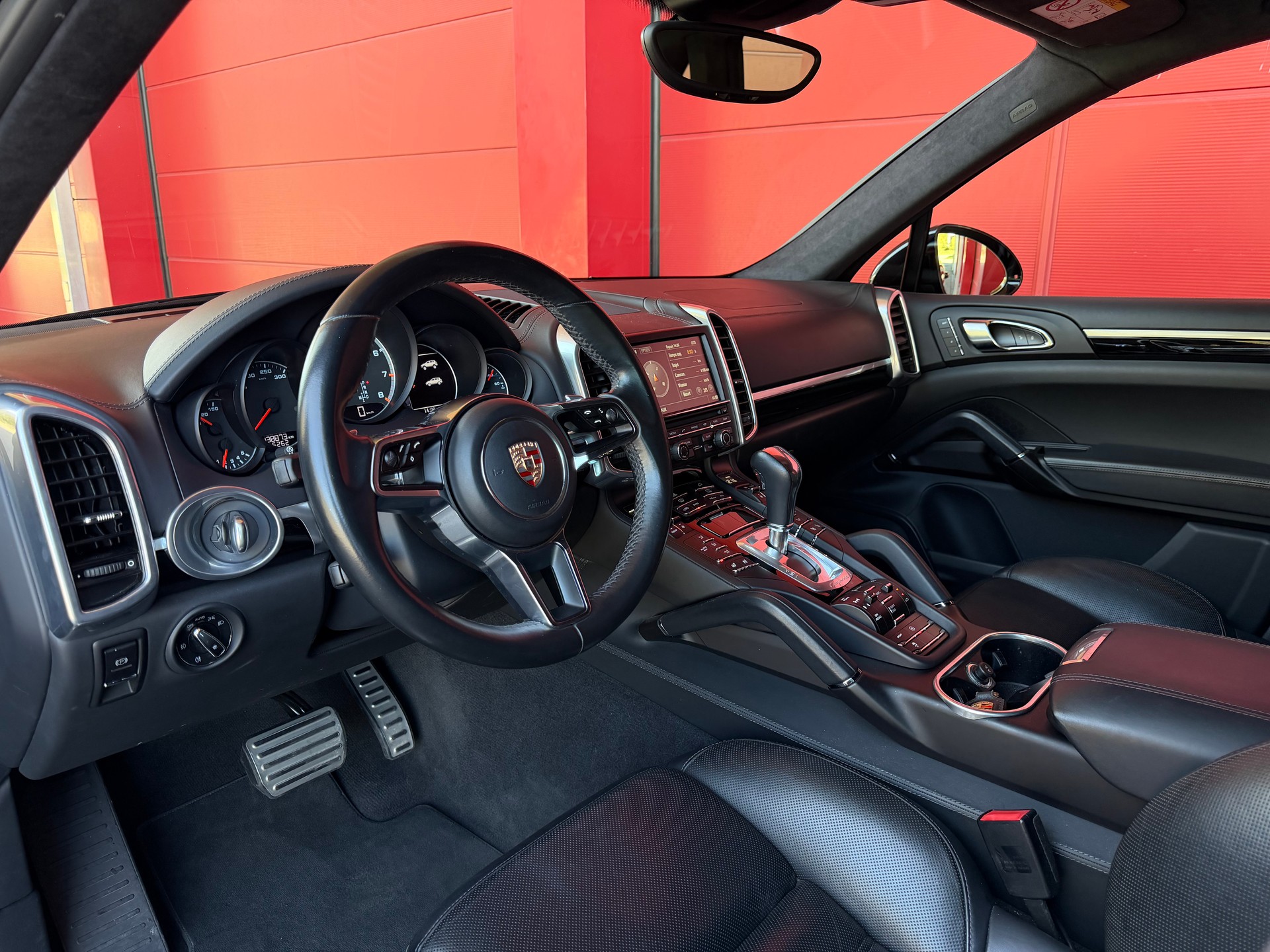 PORSCHE Cayenne Turbo *Porsche Approved* *CH-Fahrzeug*-image-7
