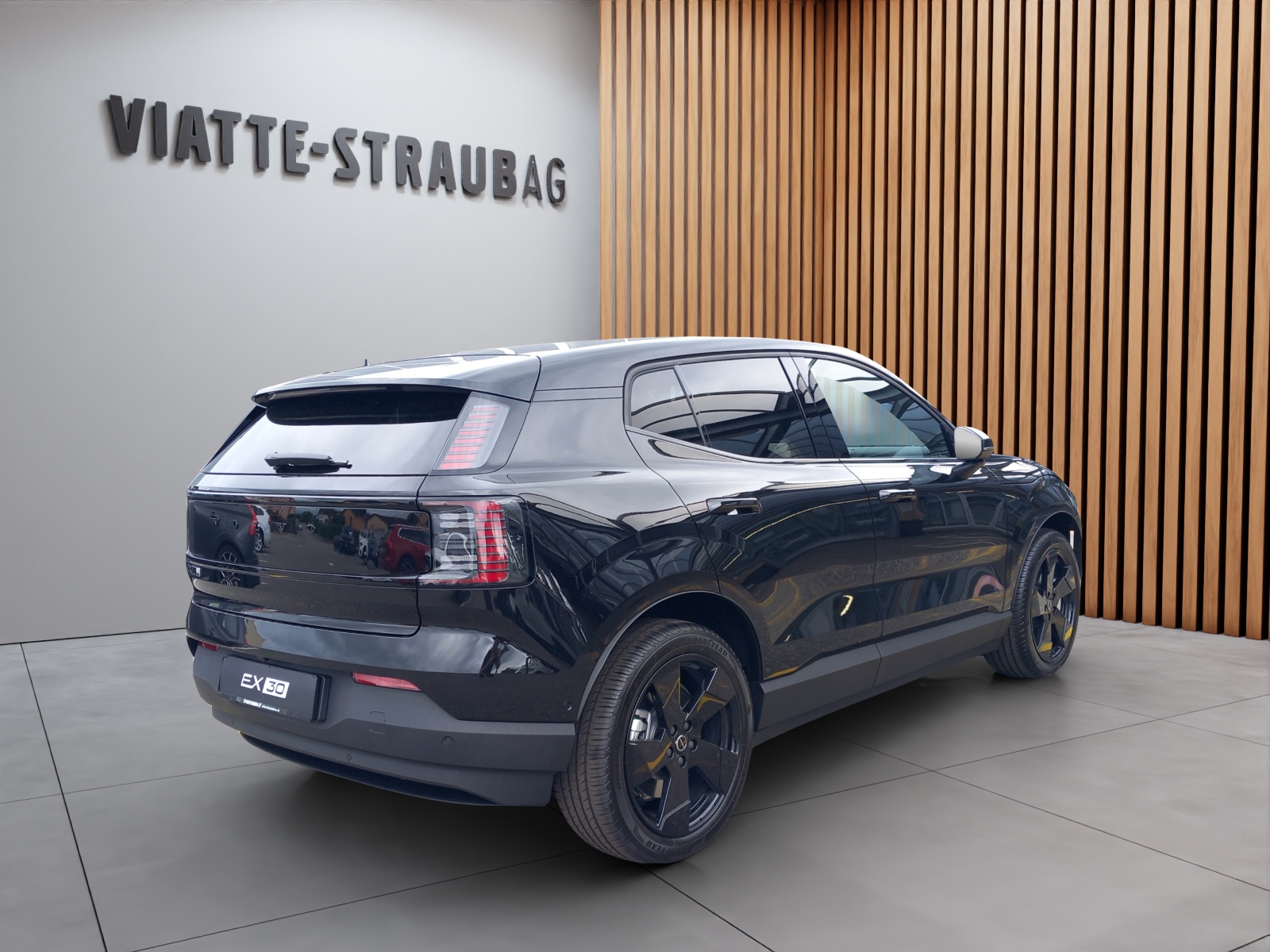 VOLVO EX30 E60 Twin Ultra Performance Sw. Black Ed. AWD-image-7