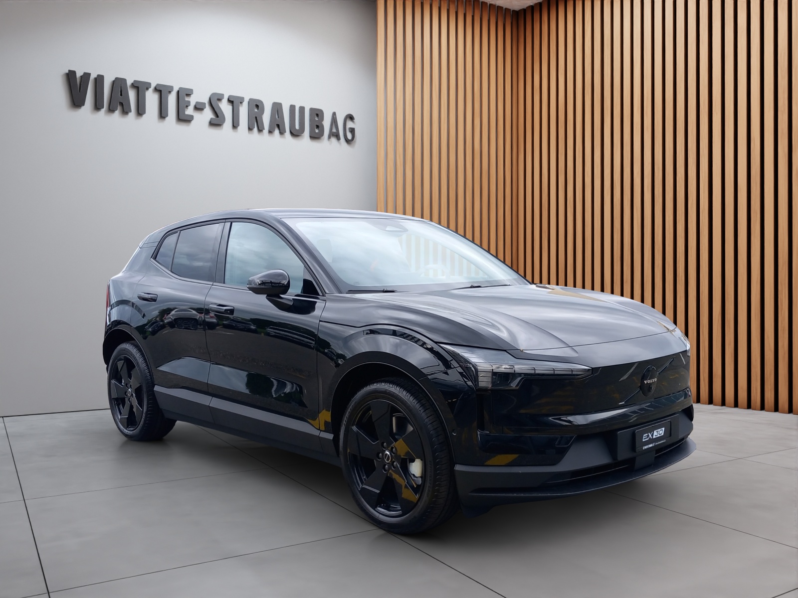 VOLVO EX30 E60 Twin Ultra Performance Sw. Black Ed. AWD-image-5