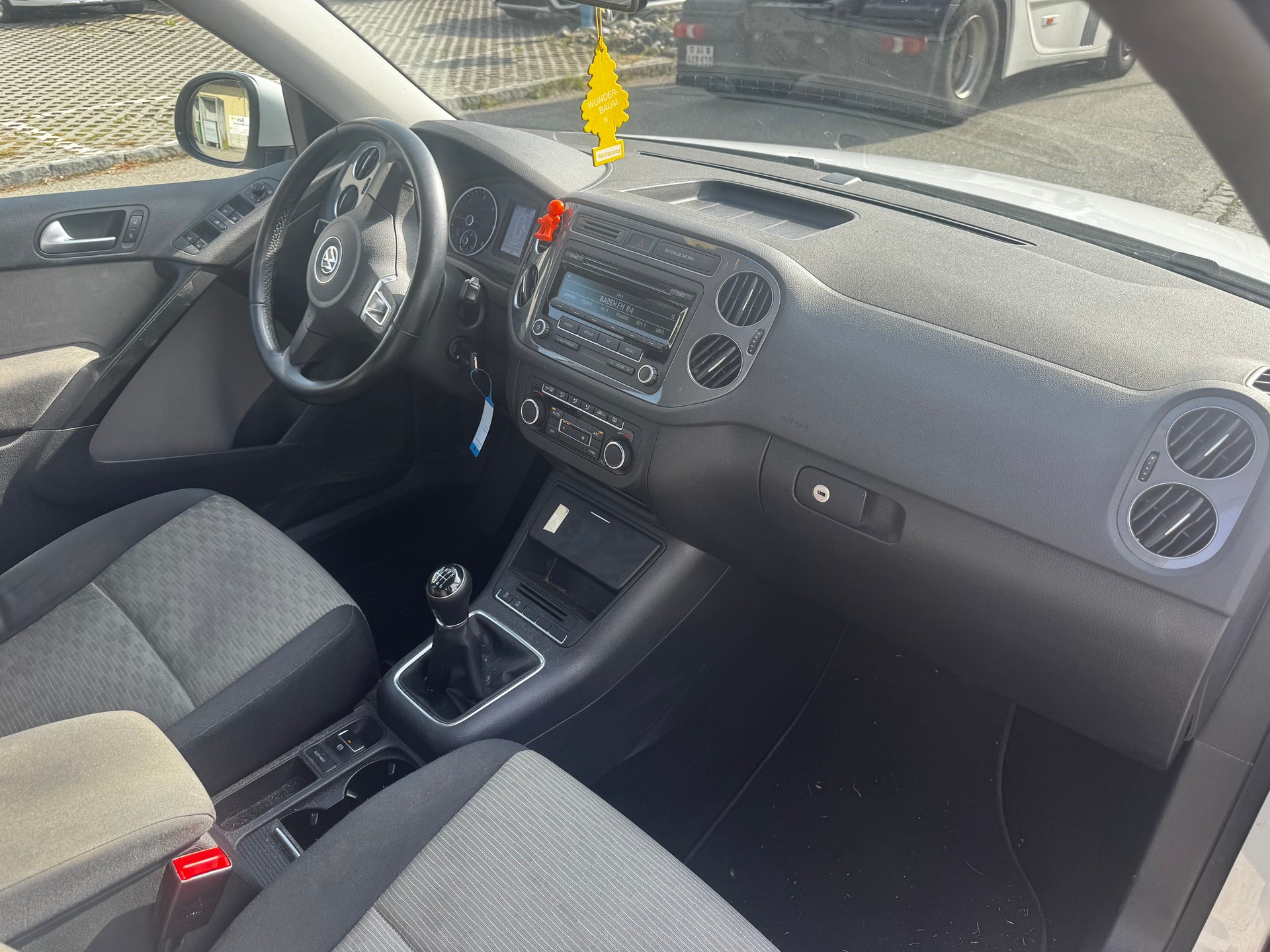 VW Tiguan 2.0 TDI BlueMotion Trend&Fun 4x2-image-4