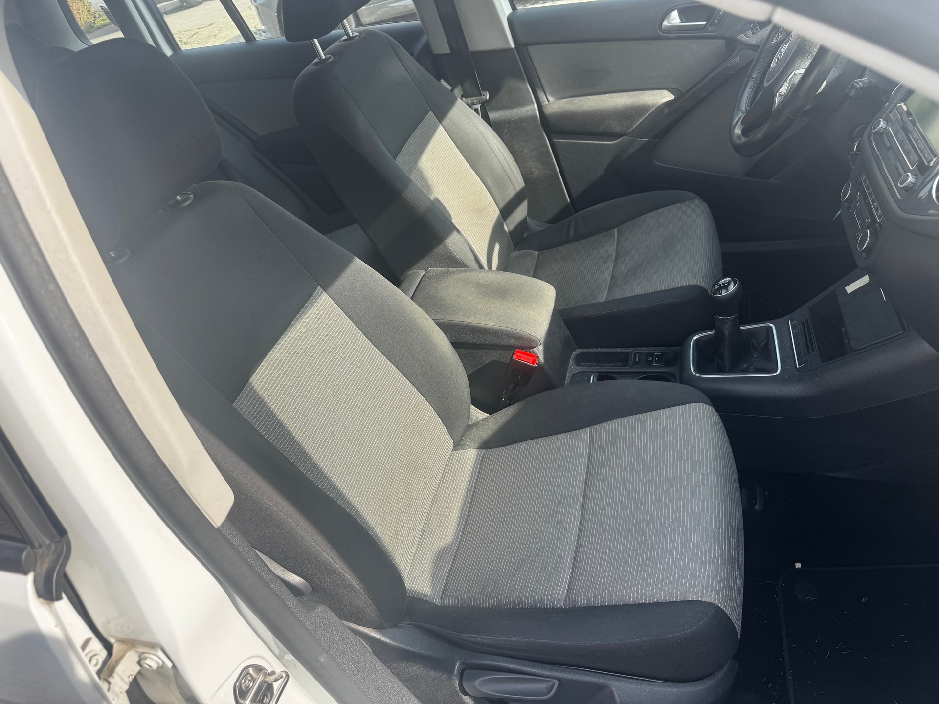 VW Tiguan 2.0 TDI BlueMotion Trend&Fun 4x2-image-5