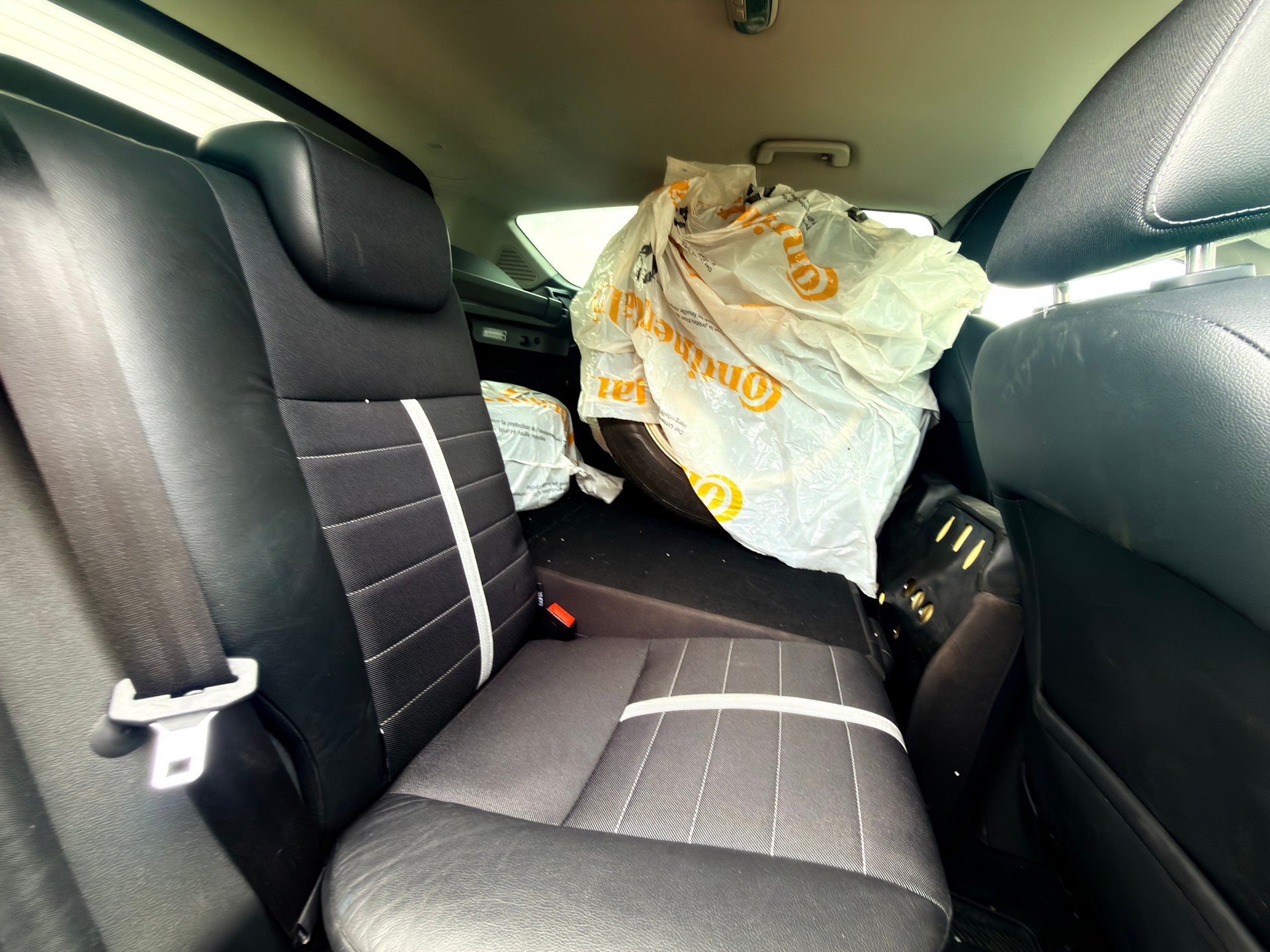 FORD Kuga 2.0 TDCi Titanium 4WD PowerShift-image-6