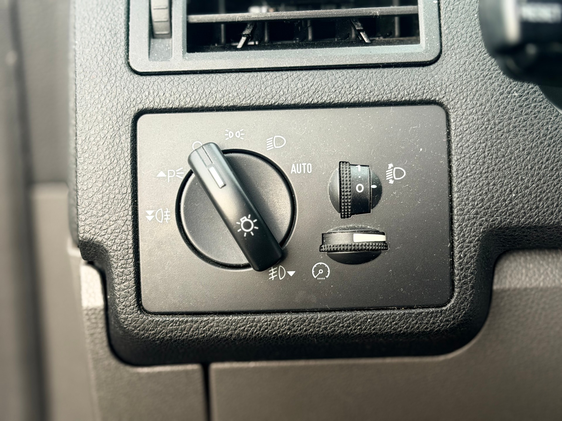 FORD Kuga 2.0 TDCi Titanium 4WD PowerShift-image-10