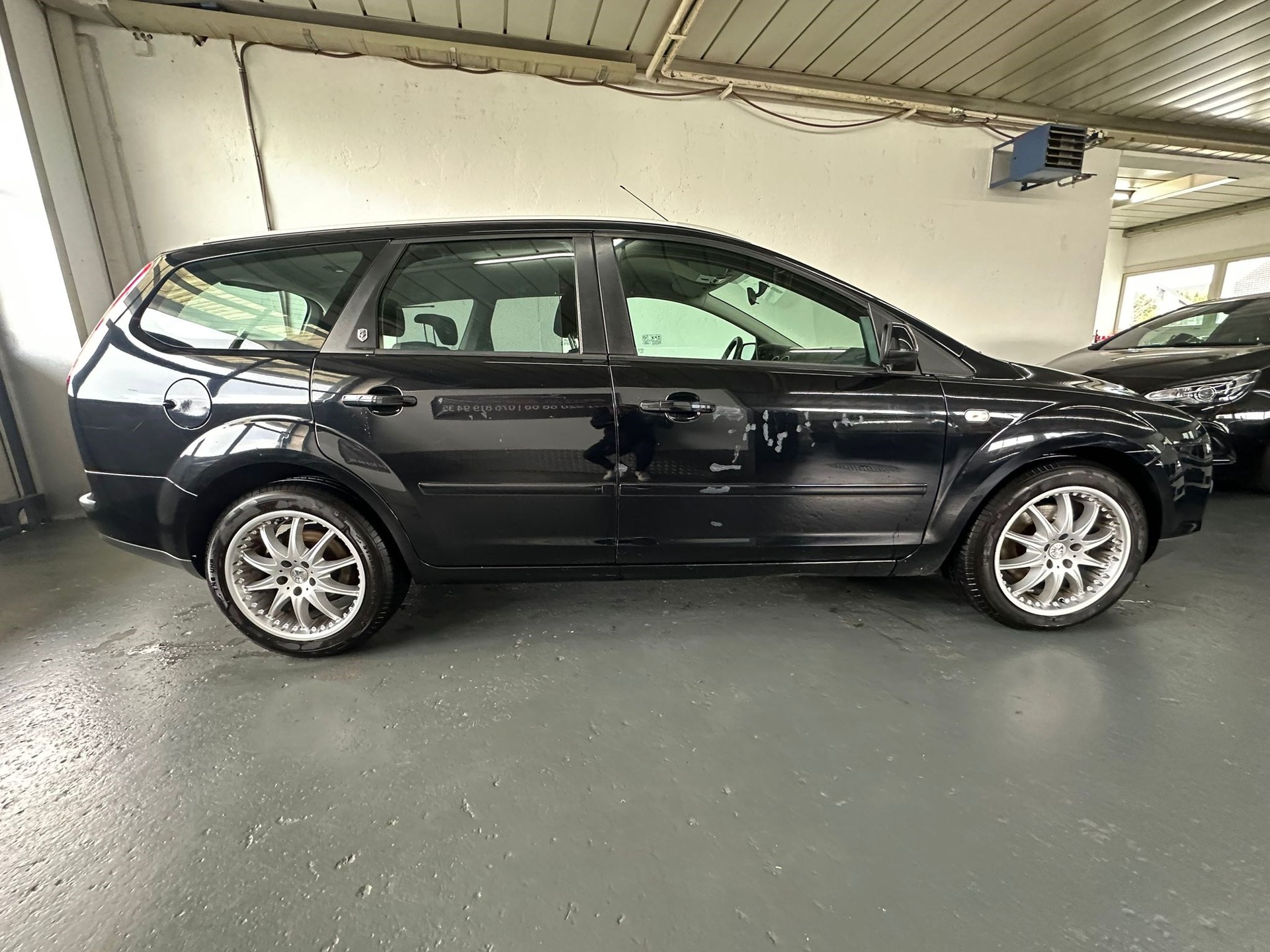 FORD Focus 2.0 TDCi Ghia-image-5