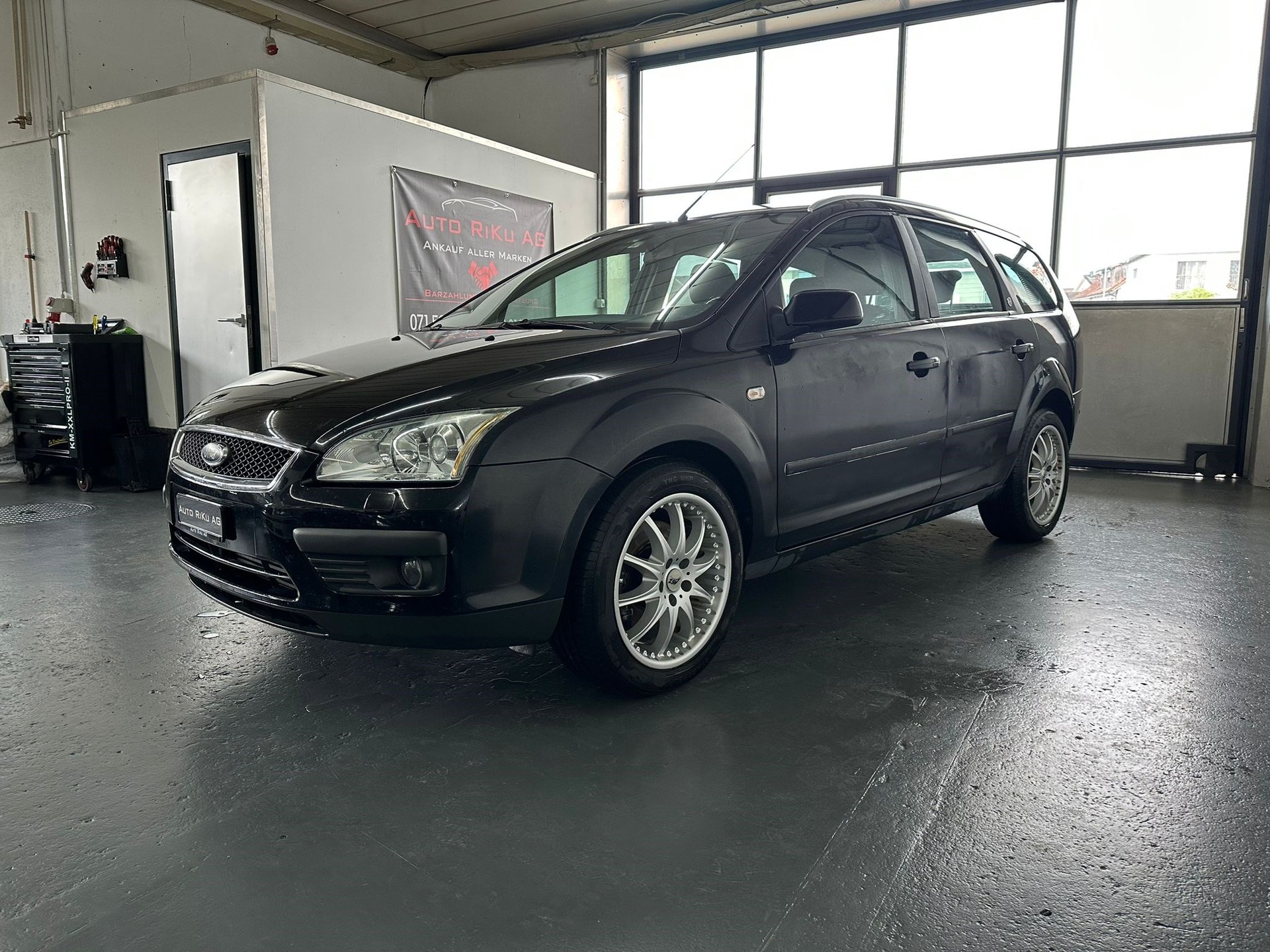FORD Focus 2.0 TDCi Ghia-image-4