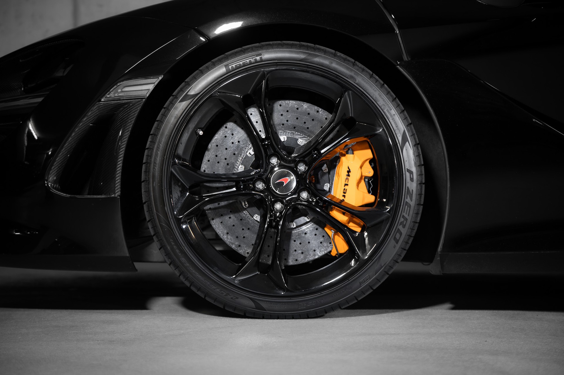 McLAREN 720S Coupé Performance 4.0 V8 SSG-image-13