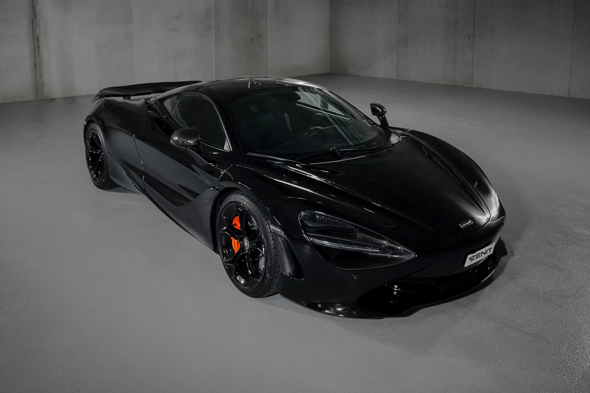 McLAREN 720S Coupé Performance 4.0 V8 SSG-showroom-element-1